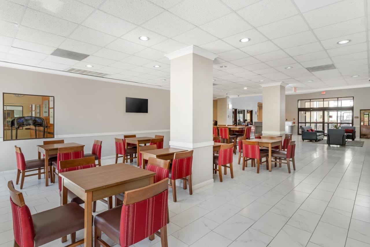 Comfort Bush Intercontinental Airport 3* Houston