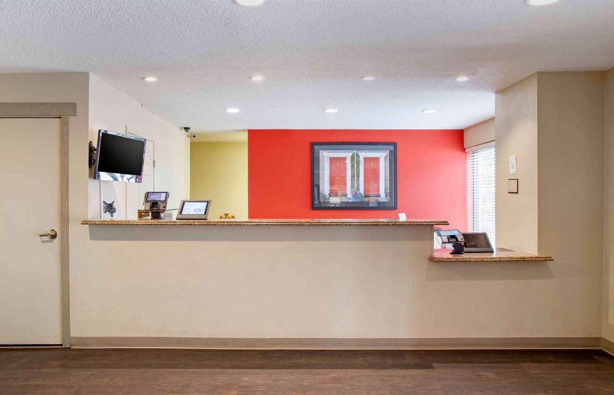 Hotel Extended America - - Northwest - Hwy 290 - Hollister