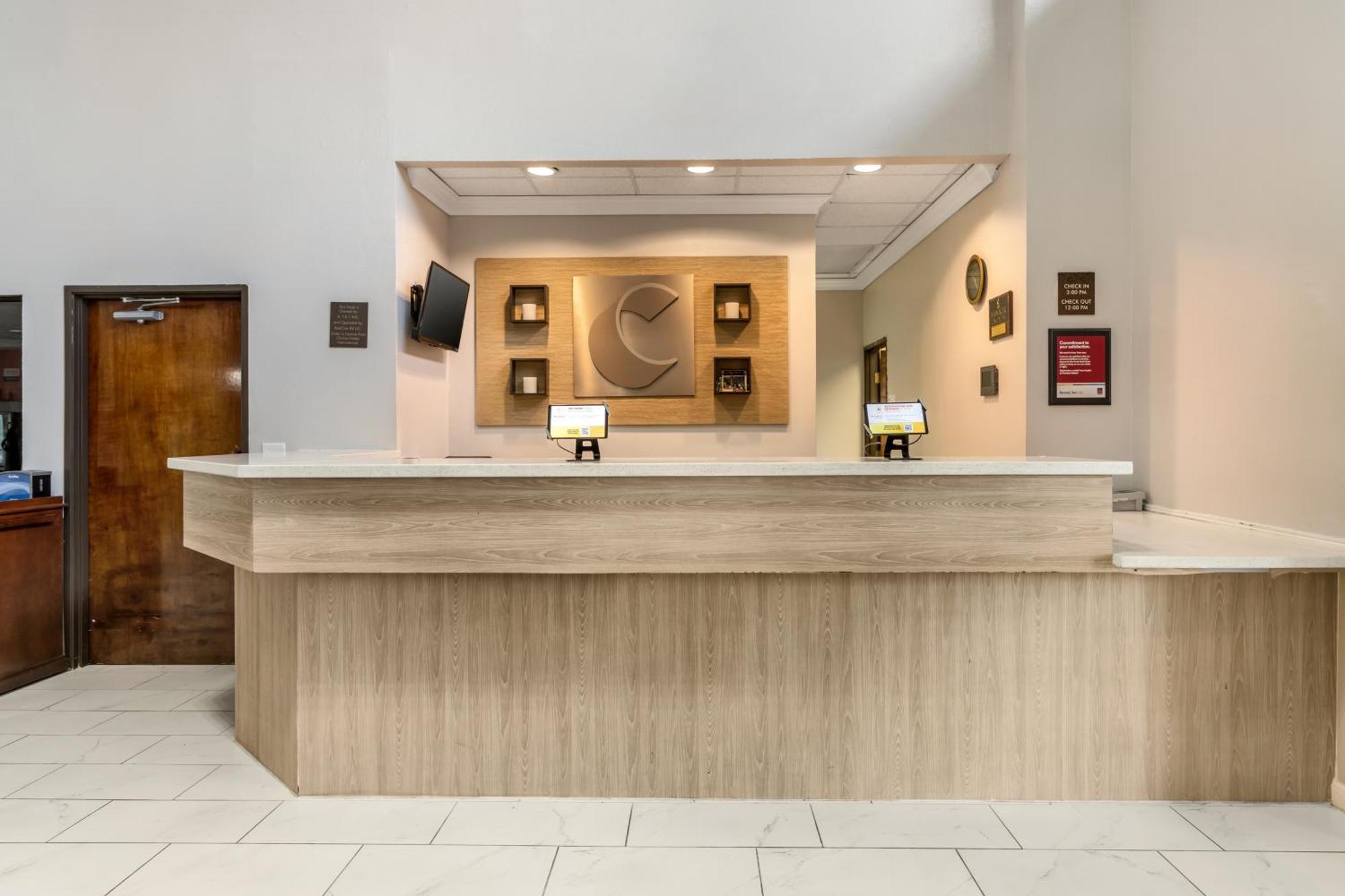 Hotel Comfort Bush Intercontinental Airport