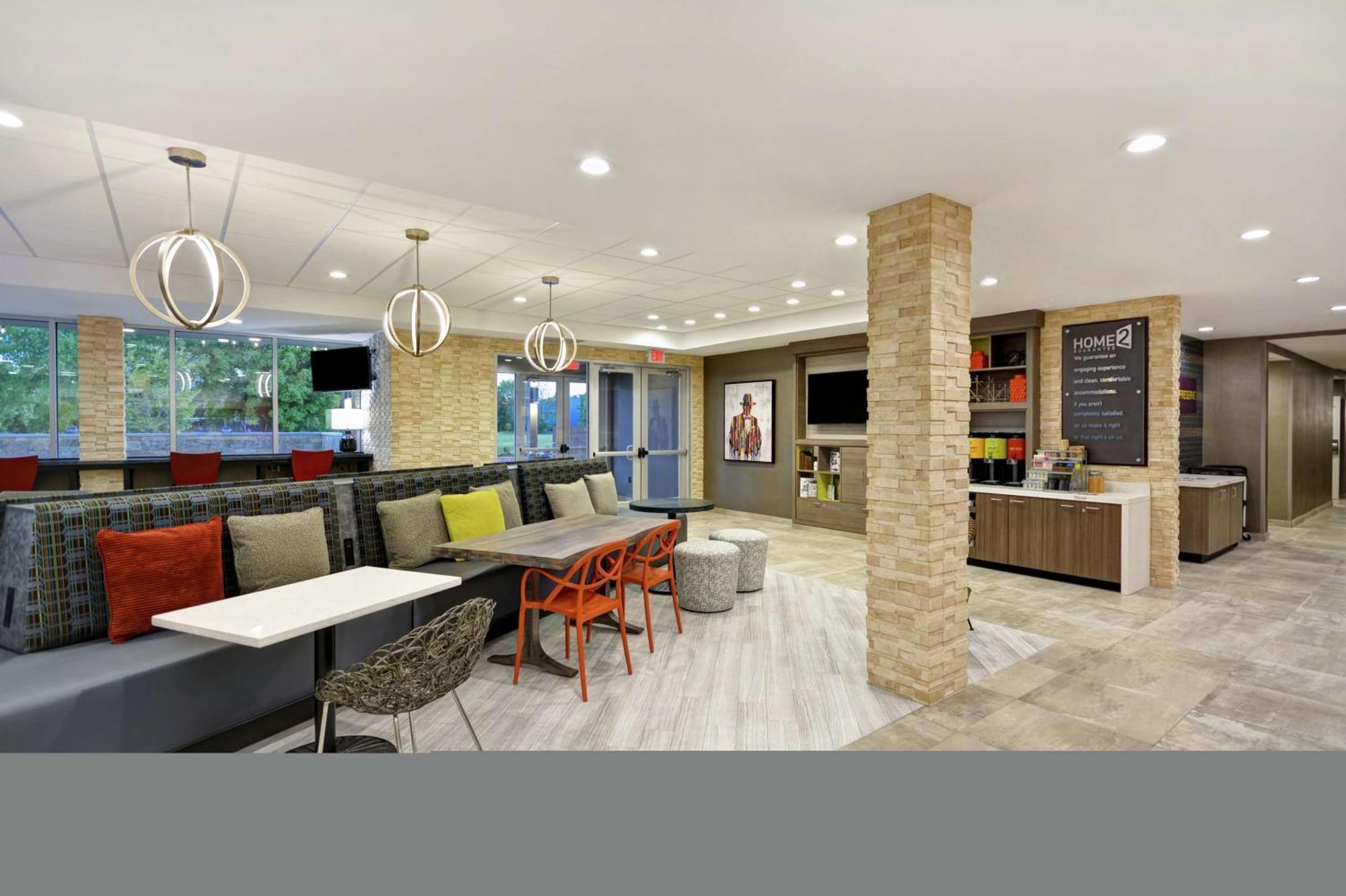 Hotel Home2 Westchase 3*
