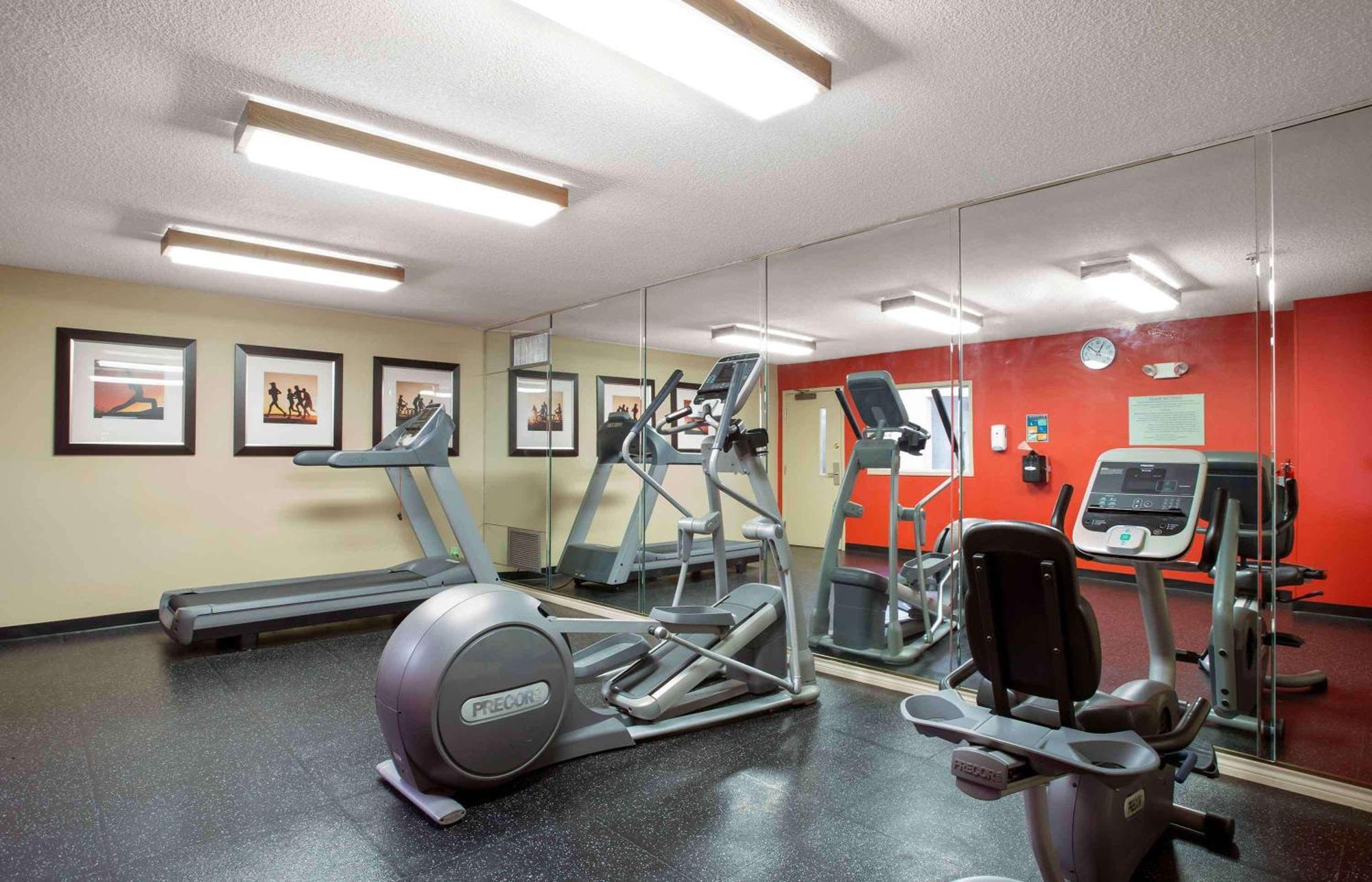 Hotel Extended America - - Northwest - Hwy 290 - Hollister