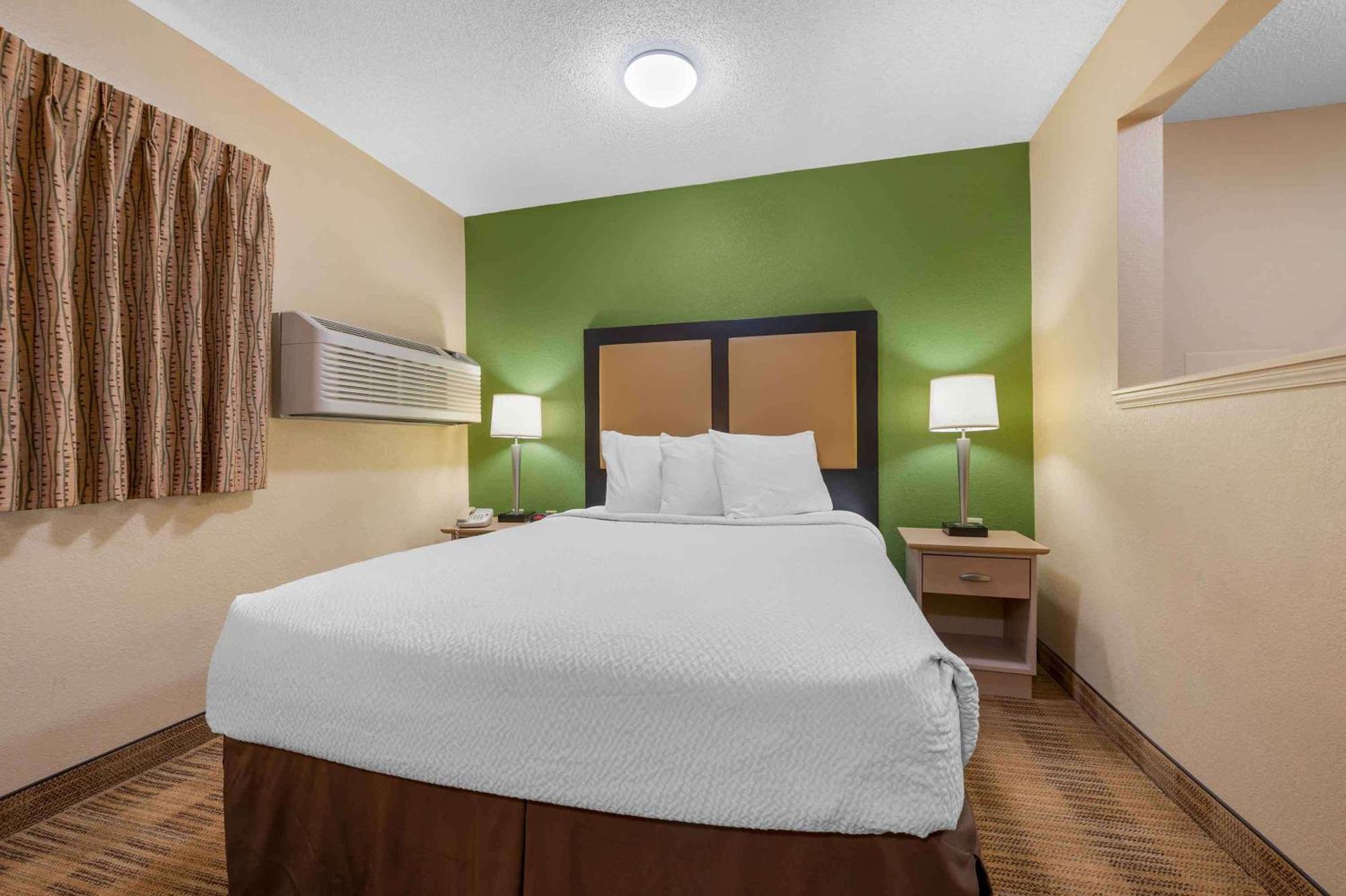 Hotel Extended America - - Northwest - Hwy 290 - Hollister 2*