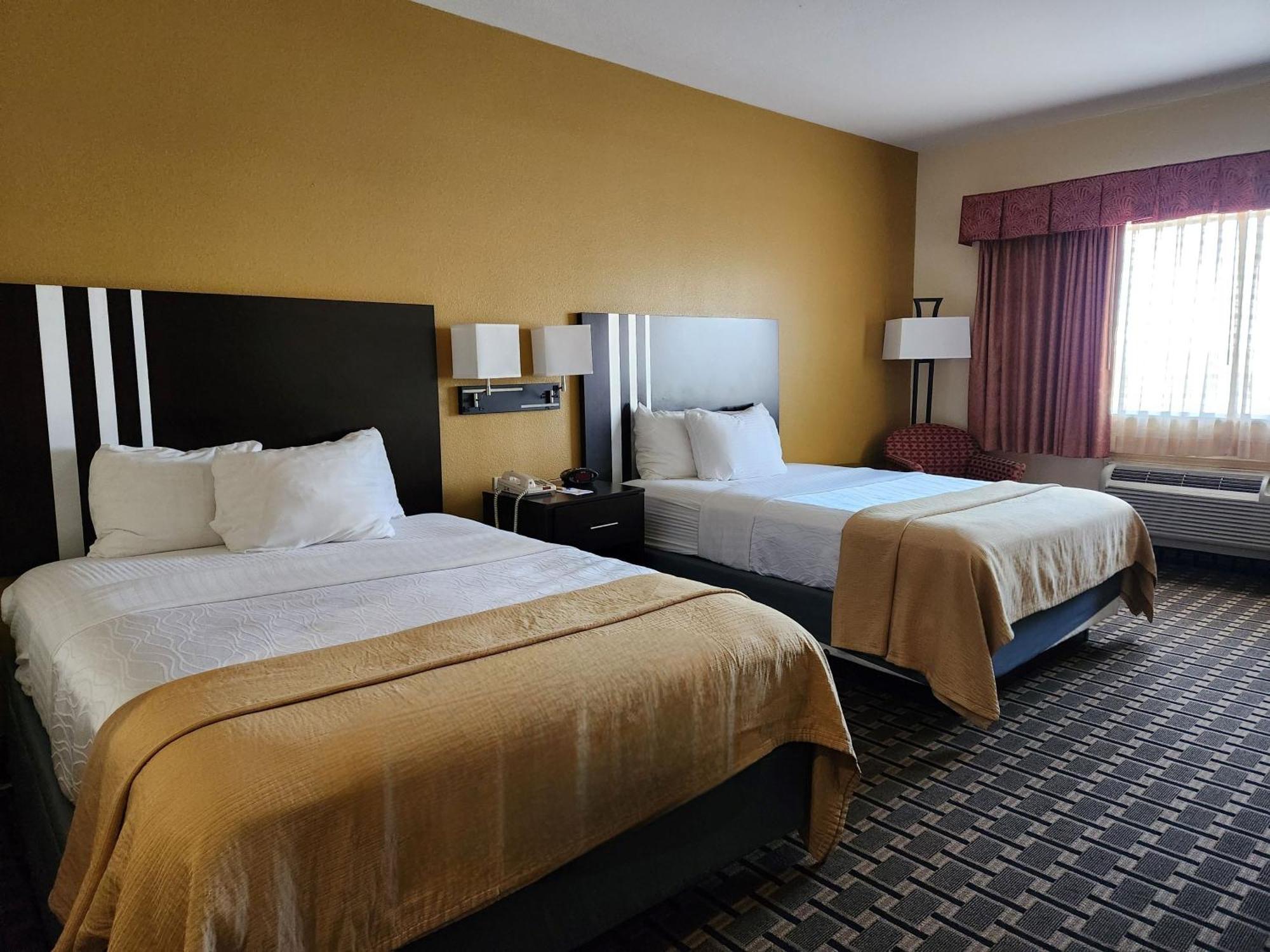 Days & By Wyndham Sam Tollway Houston