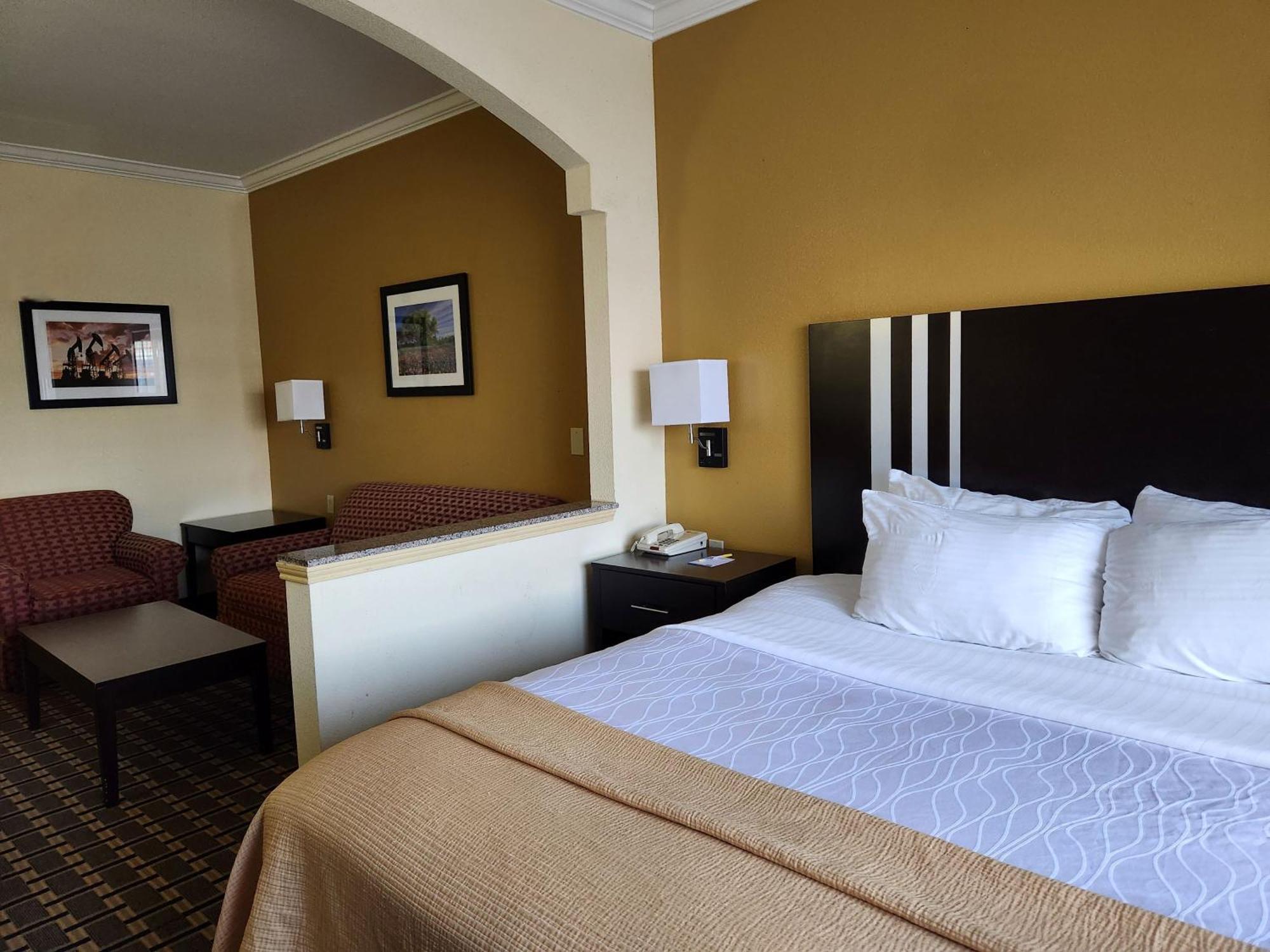 Days & By Wyndham Sam Tollway Houston