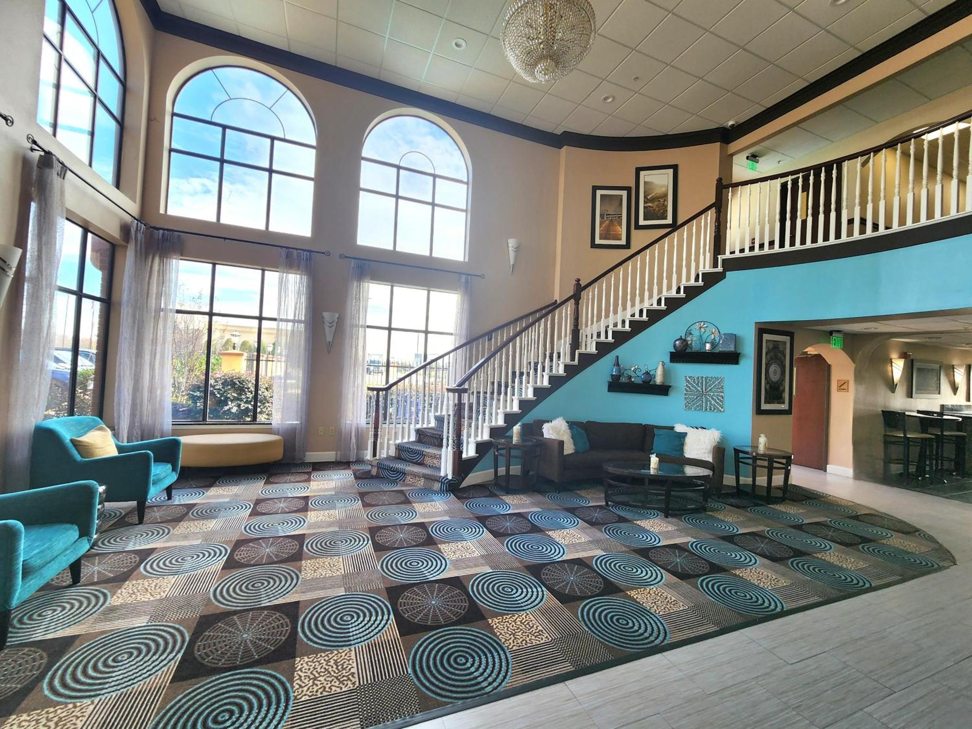 Days & By Wyndham Sam Tollway 3*