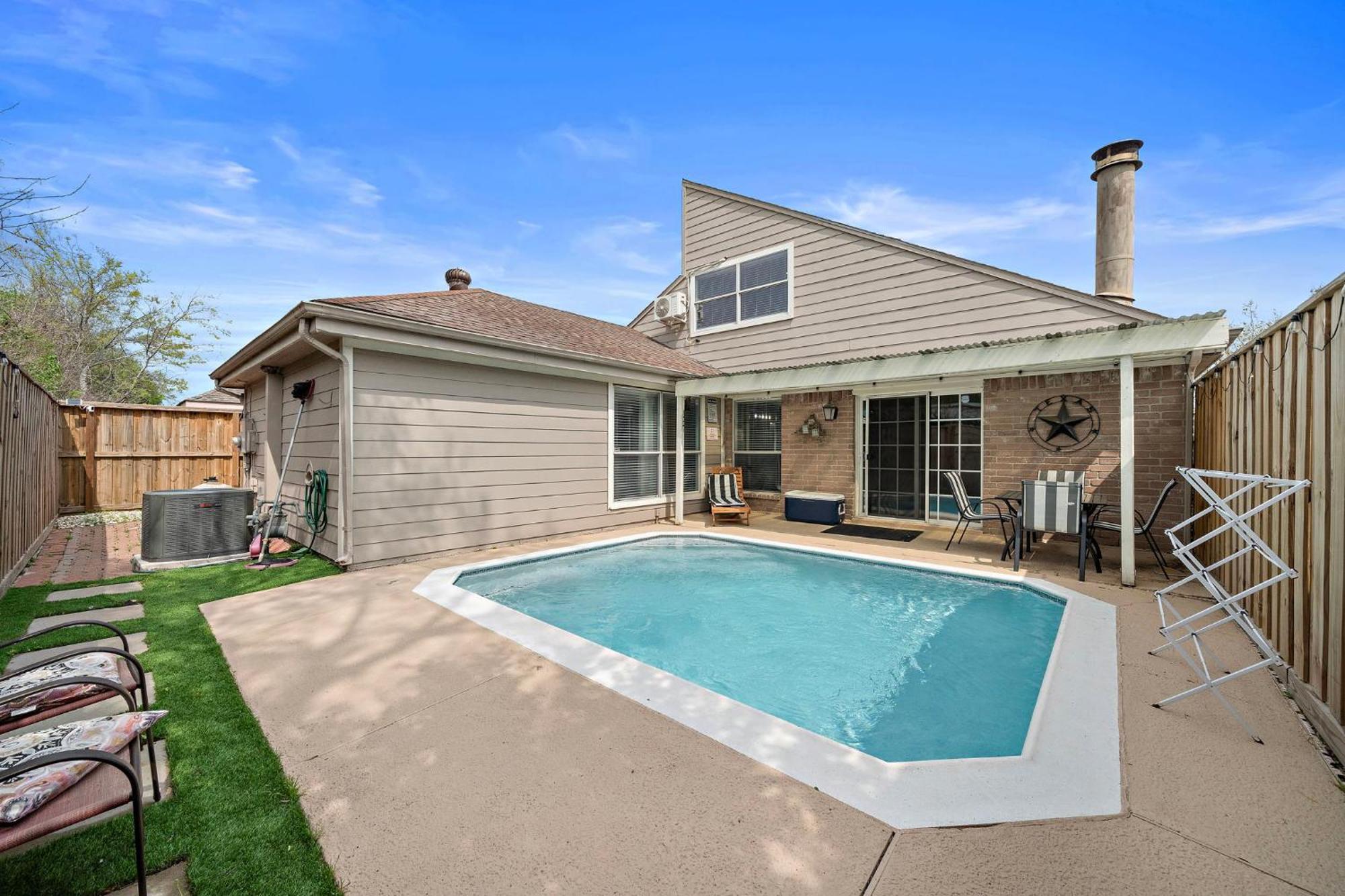 Pool Getaway Games Parking Wifi Pet Holiday home