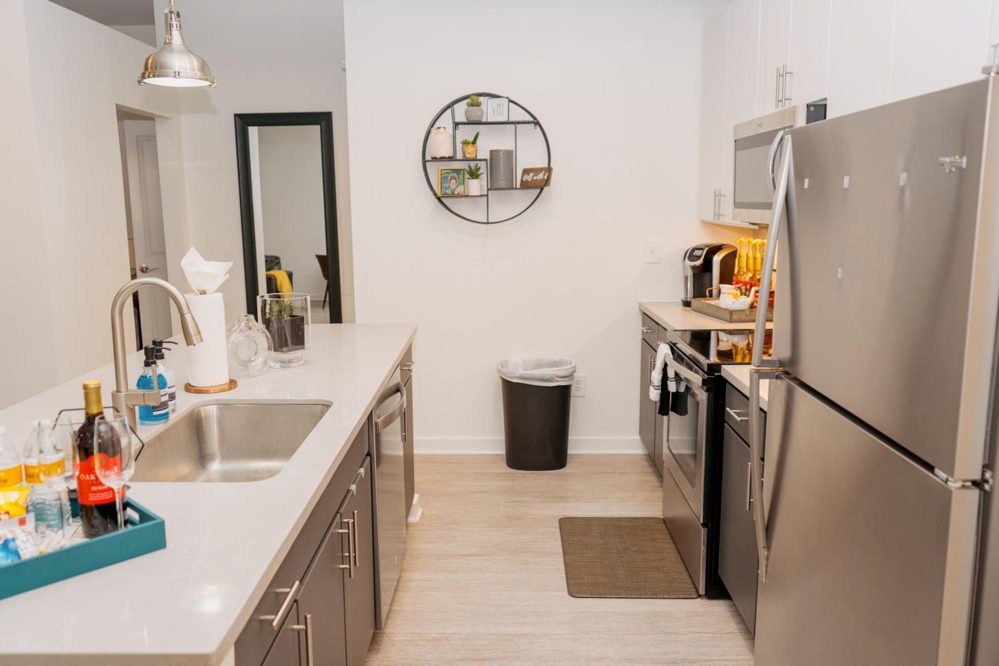 Downtown/midtown Loft-pool-free Parking Apartment *