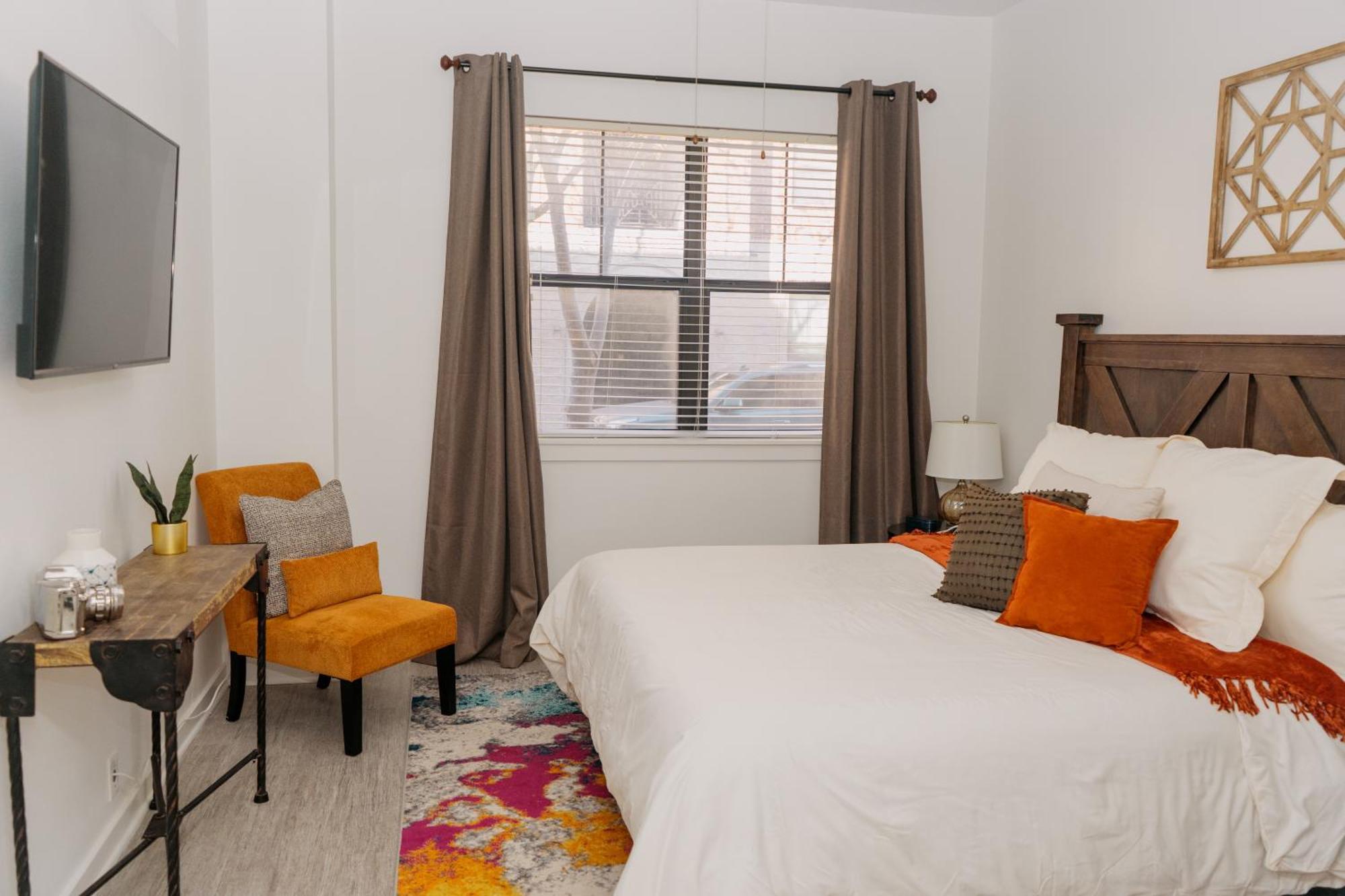 Downtown/midtown Loft-pool-free Parking Apartment Houston
