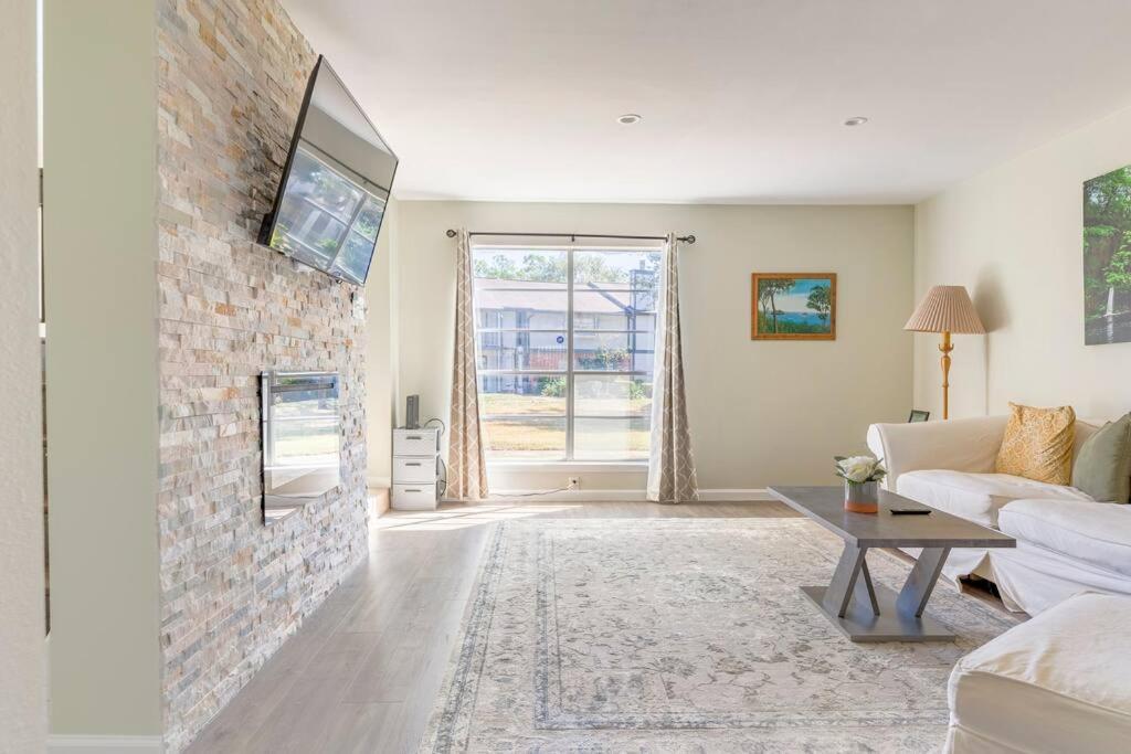 Lovely 3-bedroom Houston