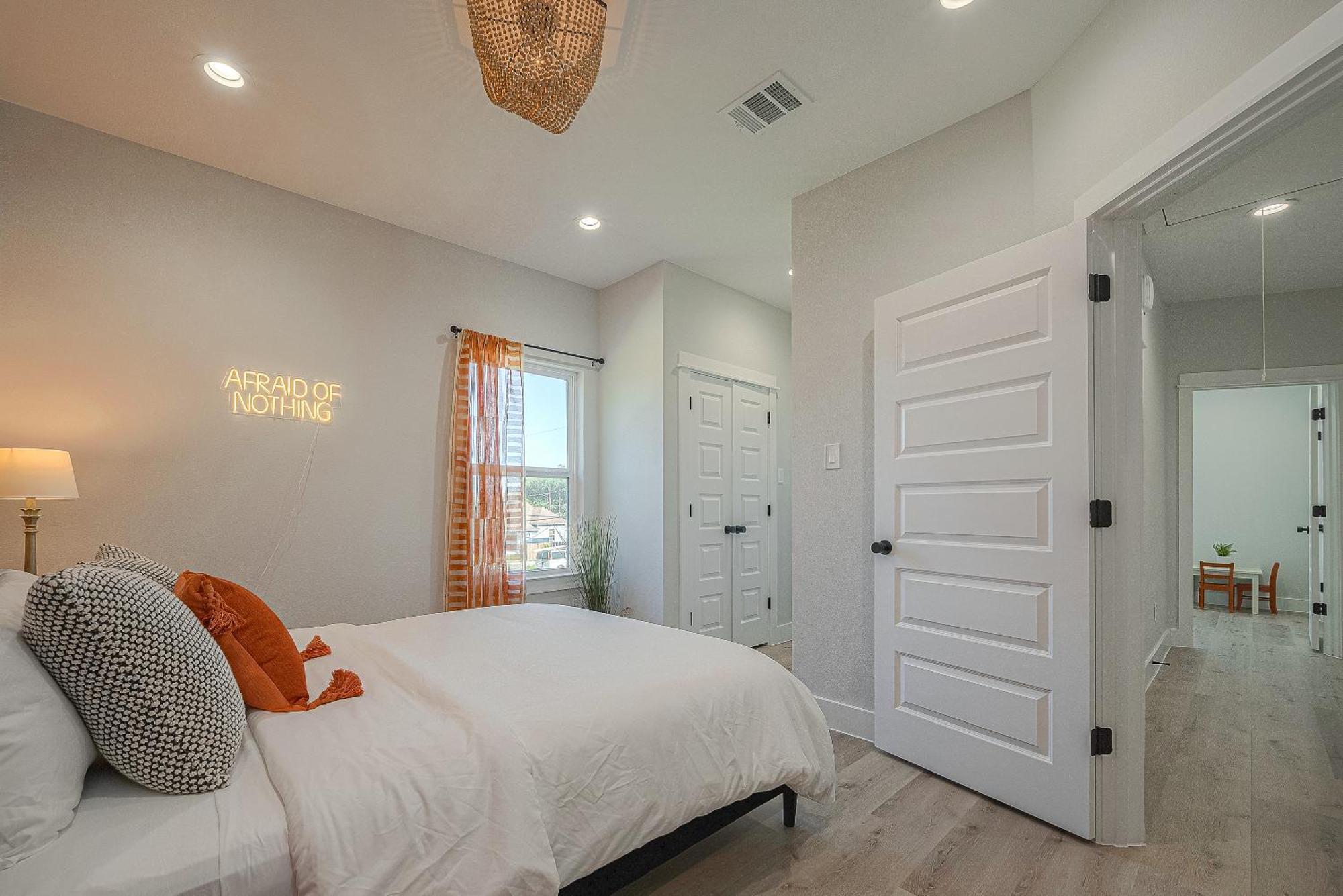 Boho Chic Downtown Retreat *