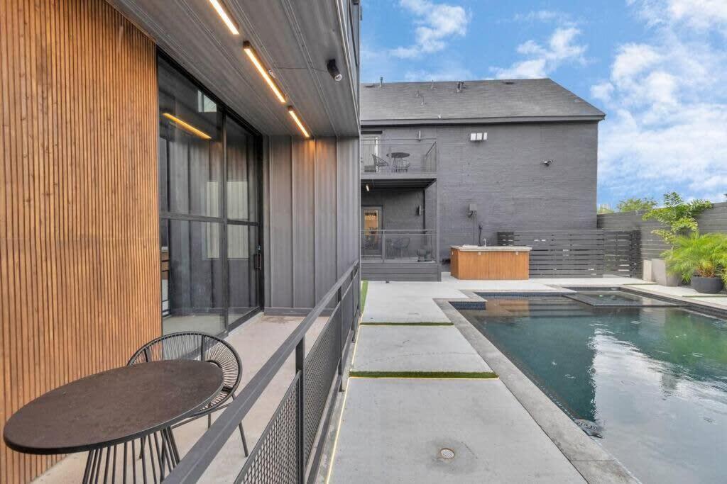 Poolside Loft: Great For Events * Houston