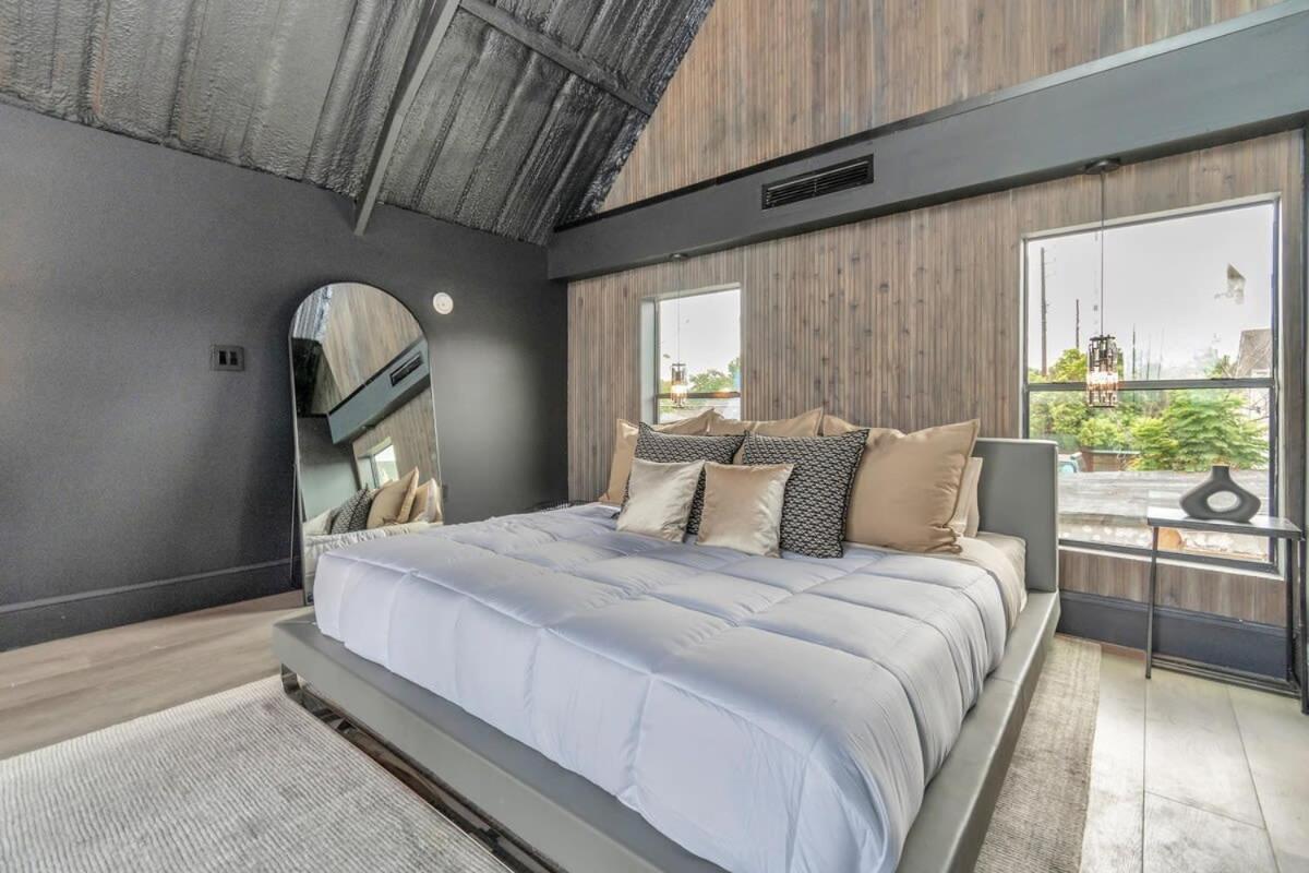 Holiday home Poolside Loft: Great For Events