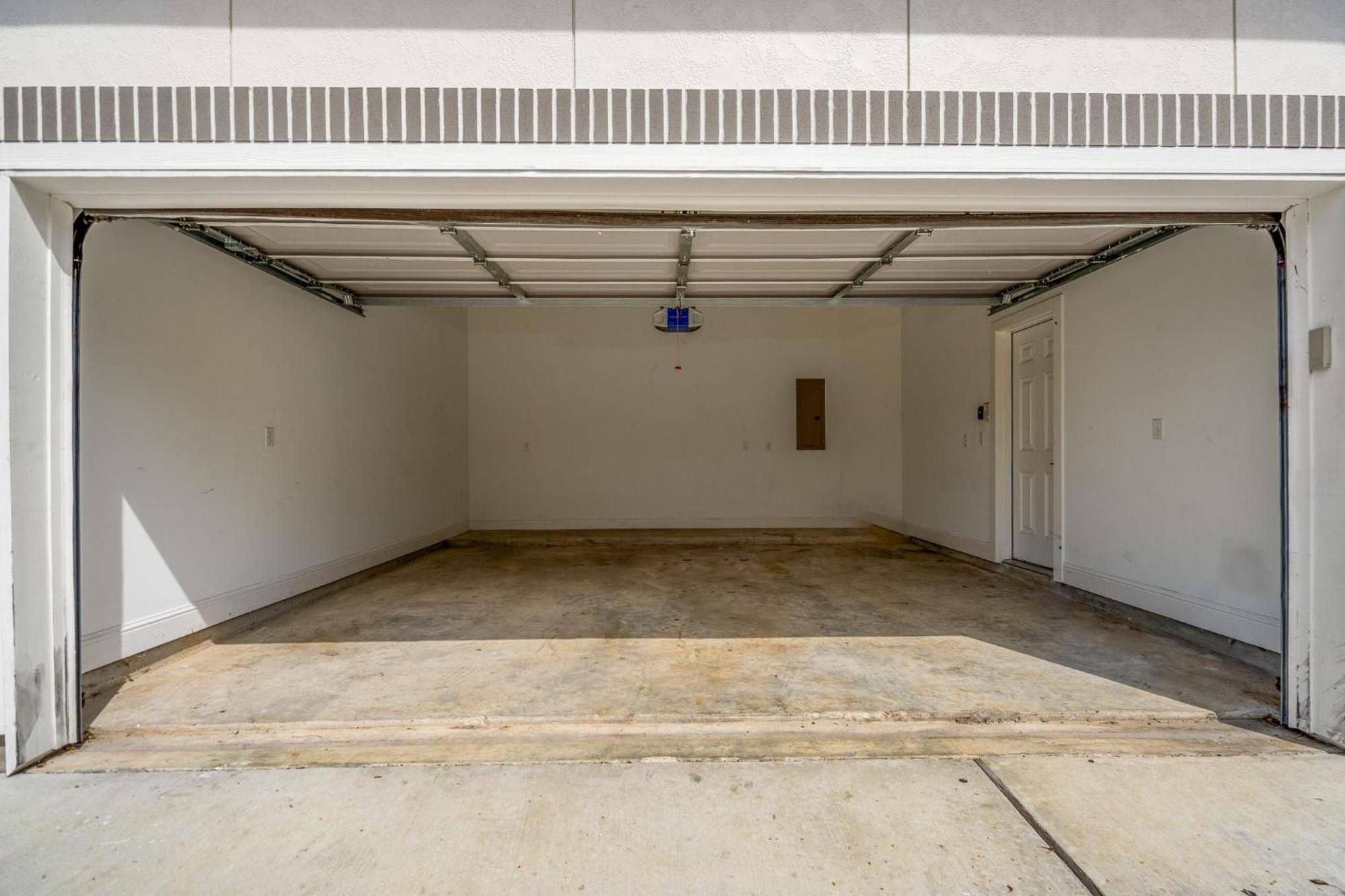 The Haus: Luxxe Rooftop Retreat Holiday home Houston