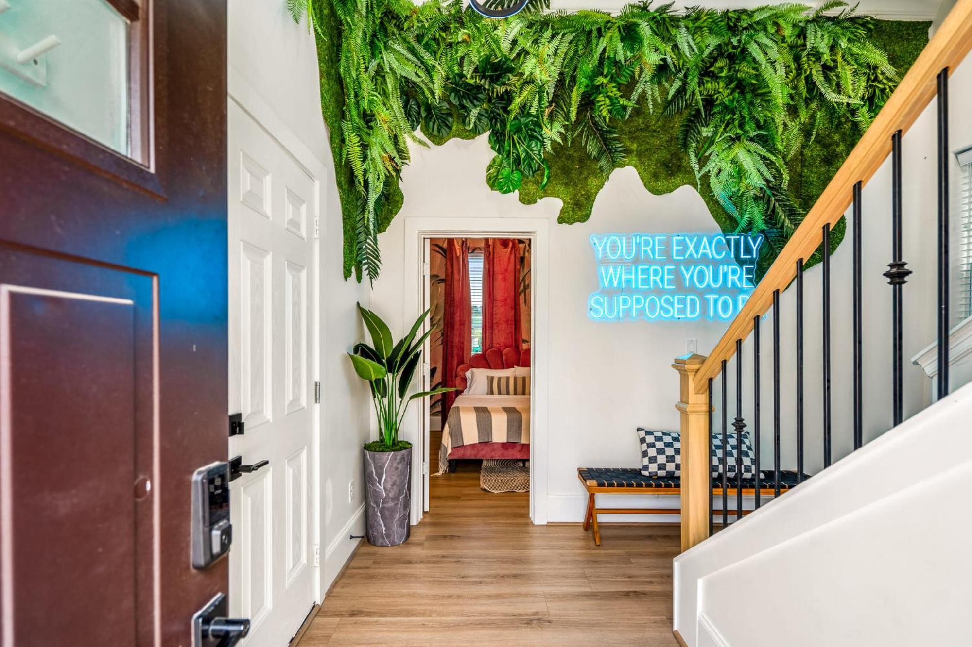 The Haus: Luxxe Rooftop Retreat