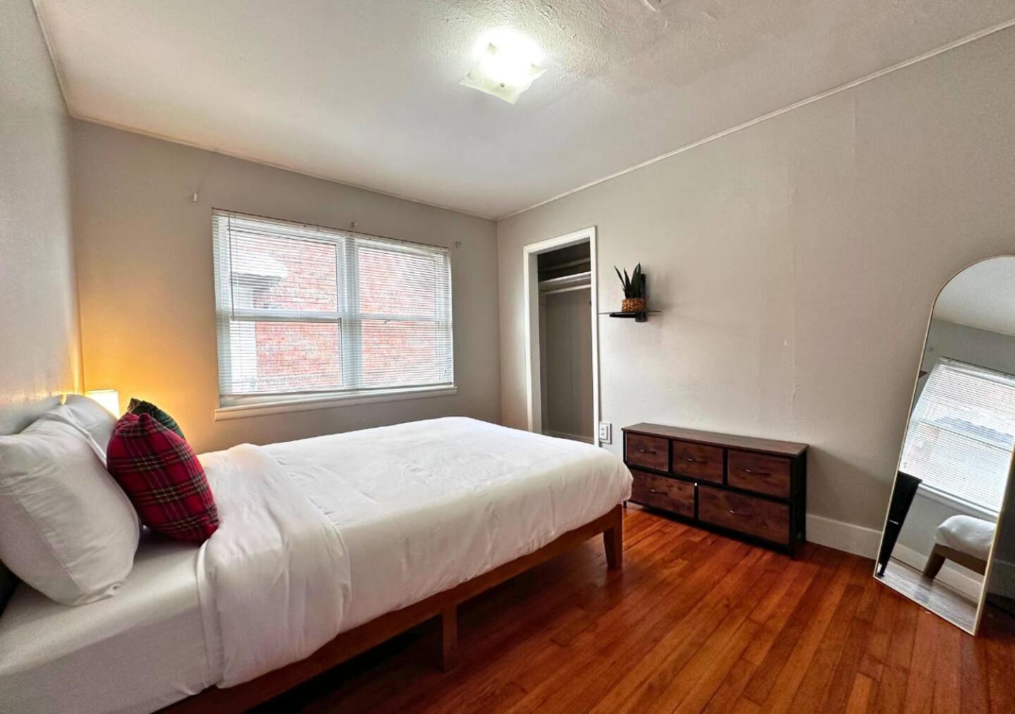 Cozy 3br By Ship Channel Houston