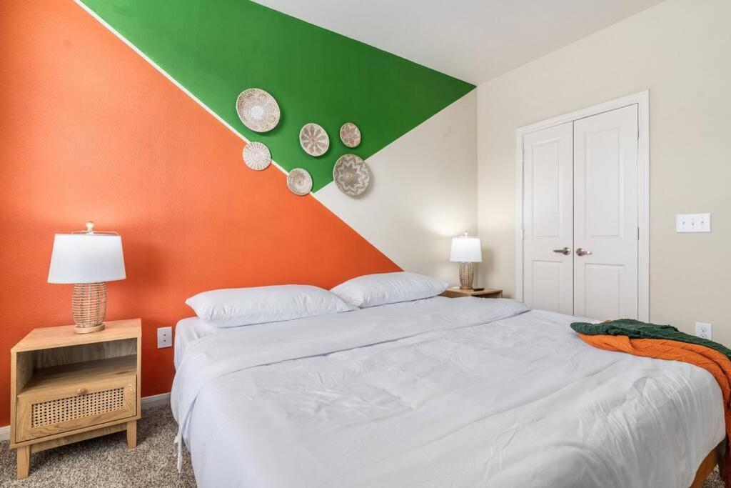 Apartment Modish King Bed W/ Pool & Gym *
