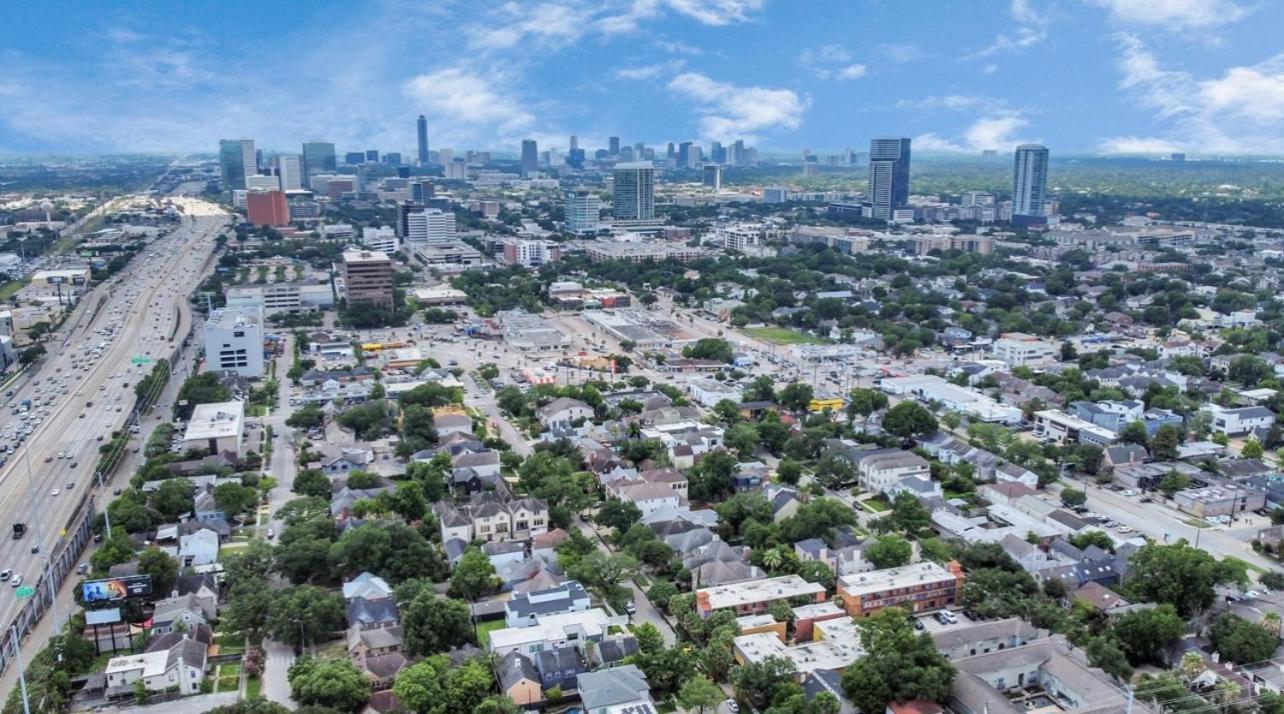 Apartment 2br Montrose Townhome Houston