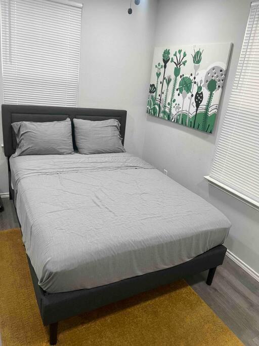 Quaint 1 Bd Close To Downtown Houston