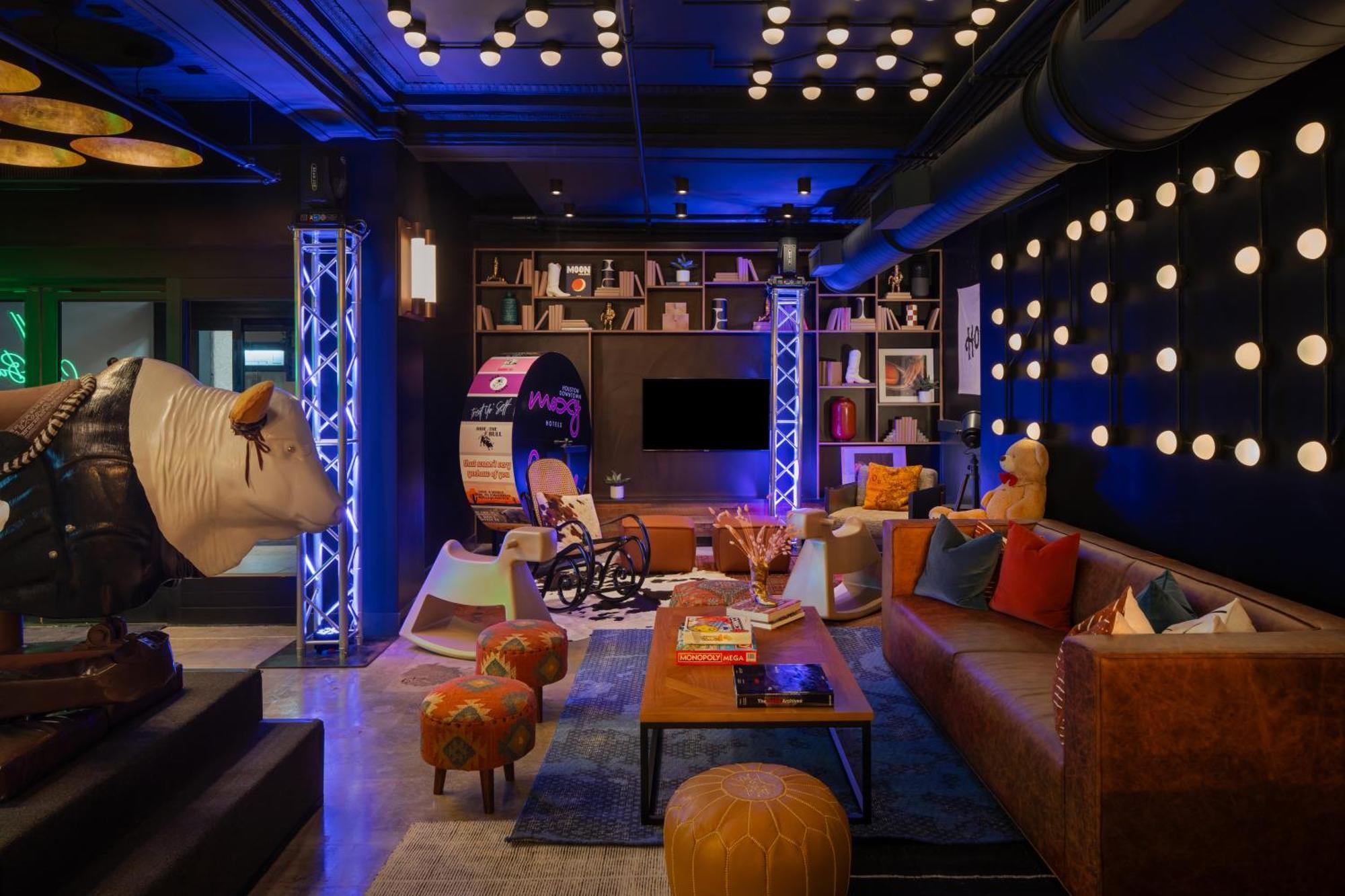 Moxy Downtown