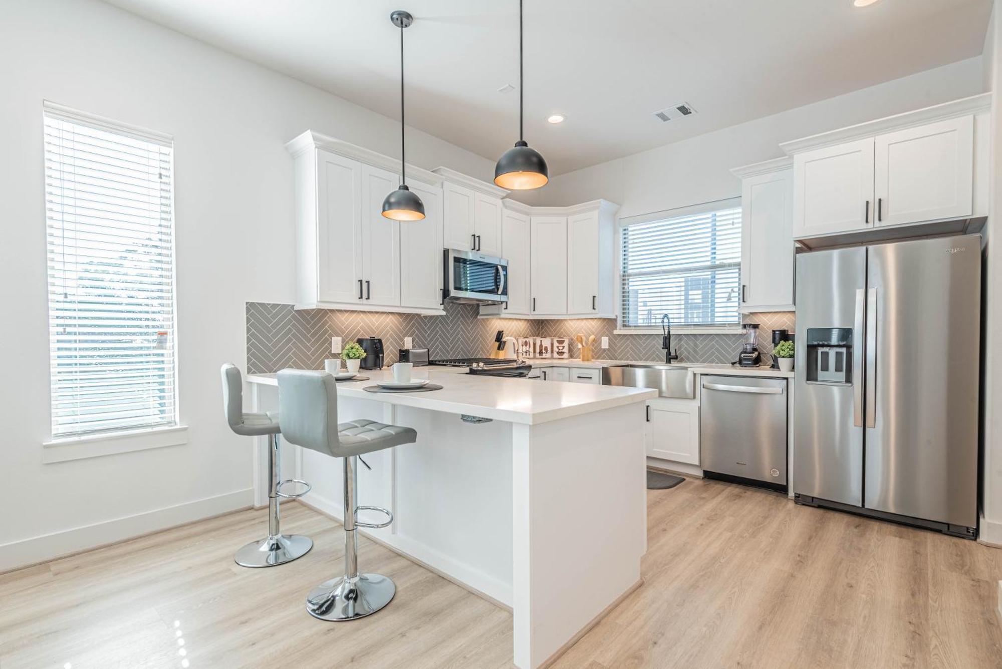 Holiday home Luxury Charming 3br 3bath Free Wi-fi 8 Guests, Gated Home, Downtown Houston