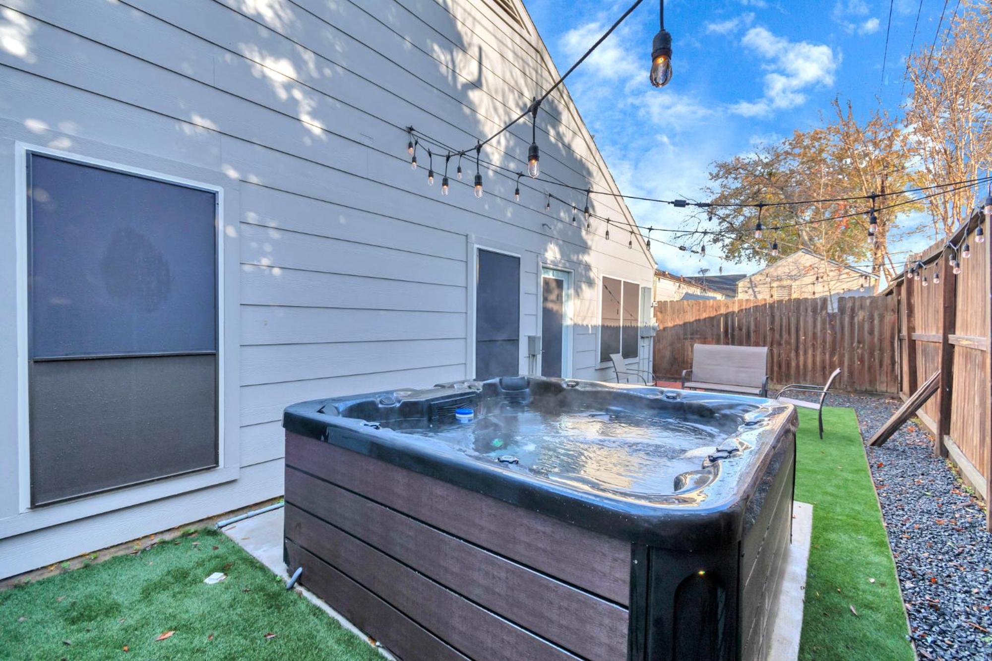 Holiday home 1976 Accessiblegem Jacuzzi Sleep13 Chinatown 20mins Dt *