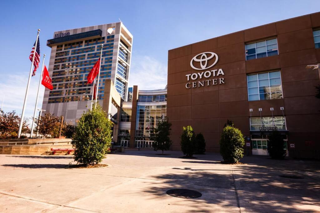 Spacious Cozy Near Nrg /toyota/stadiums Houston