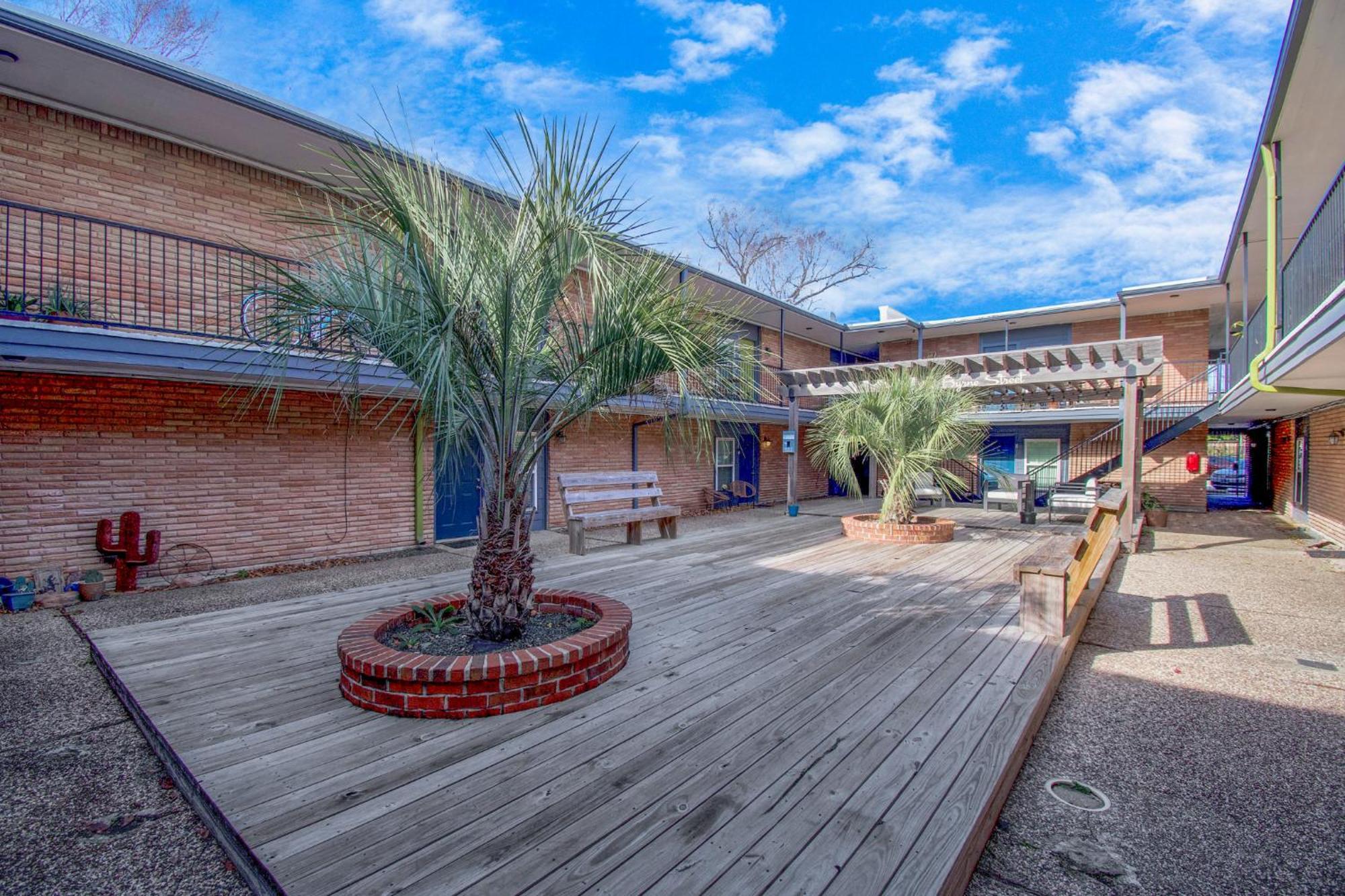 Apartment Unique Heights 1br Apt Sleeps 4 Houston