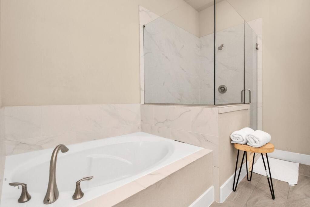 Beautiful Luxurious Galleria Holiday home Houston