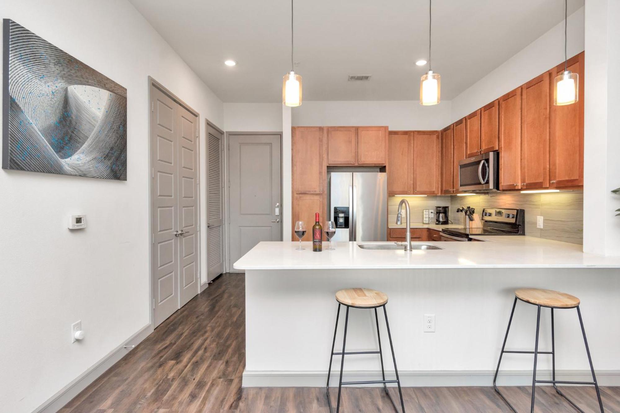 U4 Penthouse At Convention Center 1 Bedroom 1bath Minute Maid Park Astros Apartment *