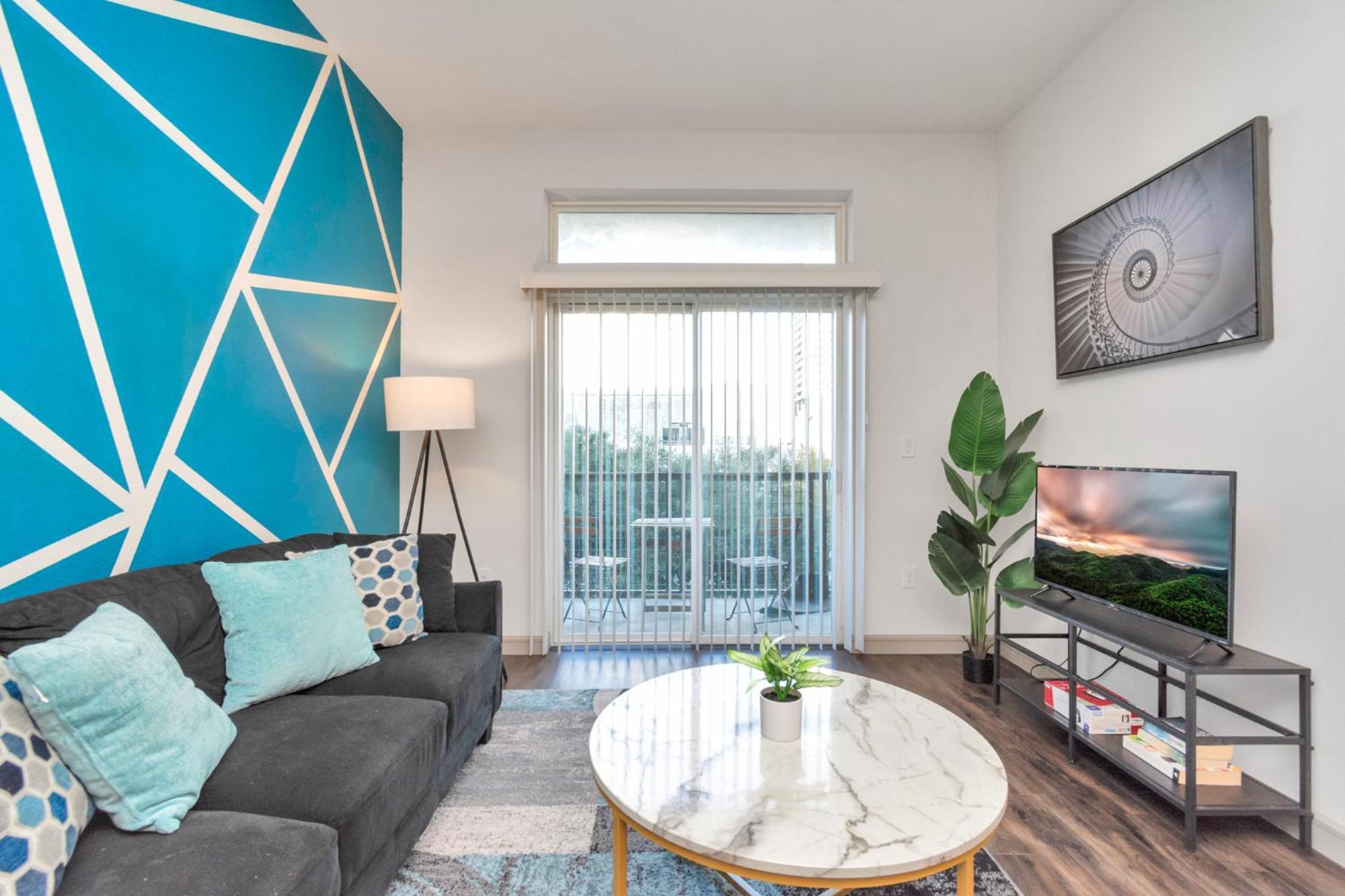 U4 Penthouse At Convention Center 1 Bedroom 1bath Minute Maid Park Astros Apartment