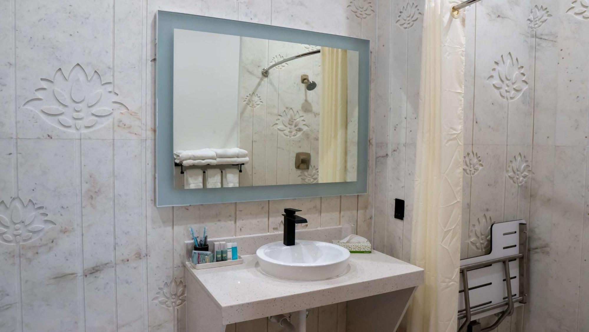 Surestay By Western Southeast Hotel Houston