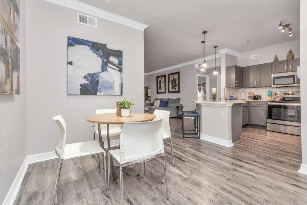 Apartment The Natural Mirage Near Rice Village! Houston
