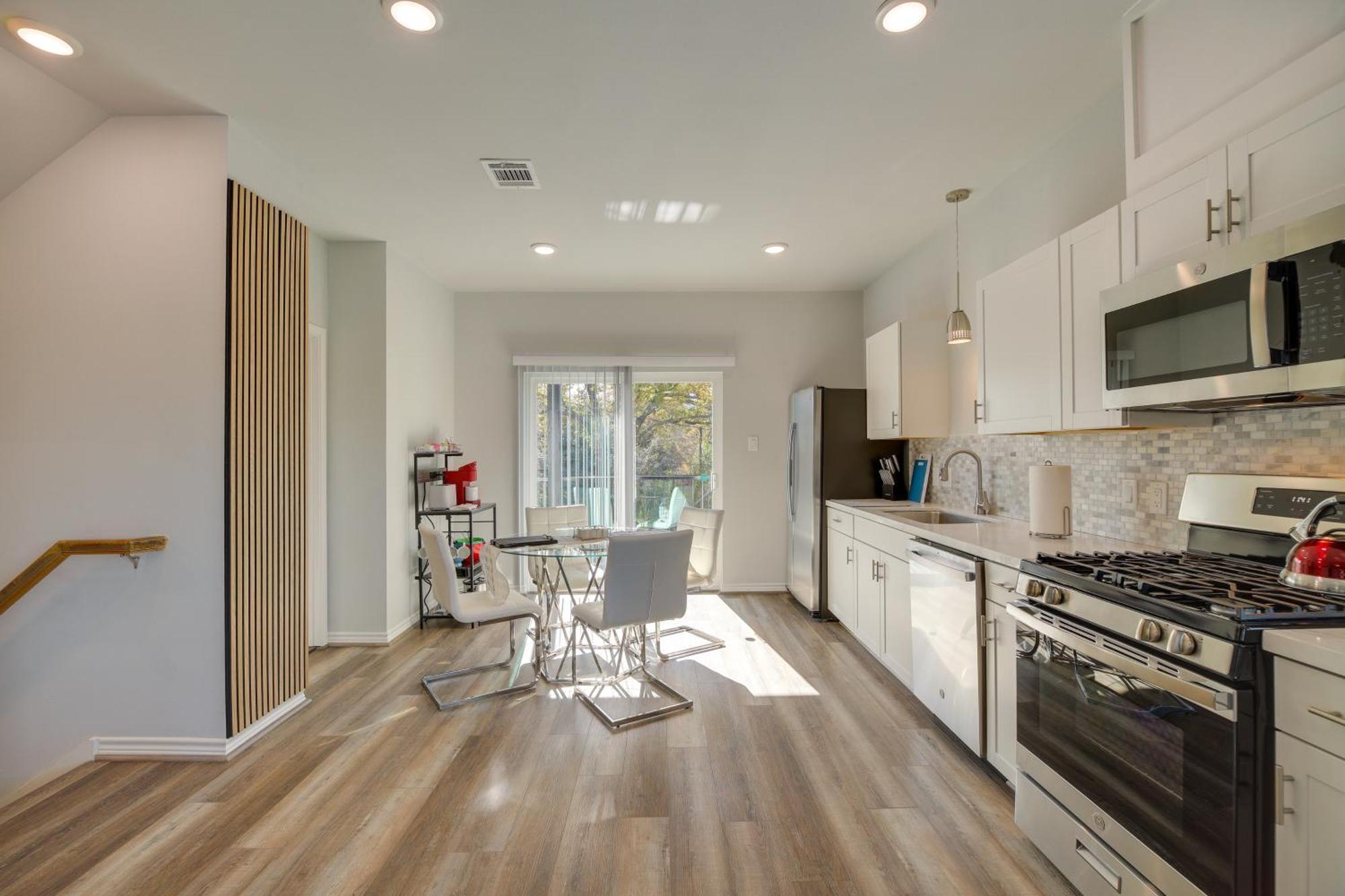 South Townhome With Patio And Gas Grill! Holiday home Houston