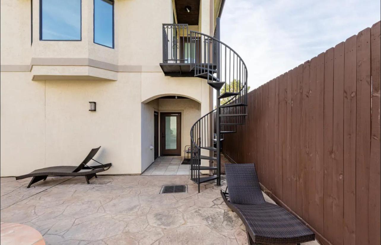 Holiday home Adelina Mini-castle At Galleria With Heated Pool & Houston