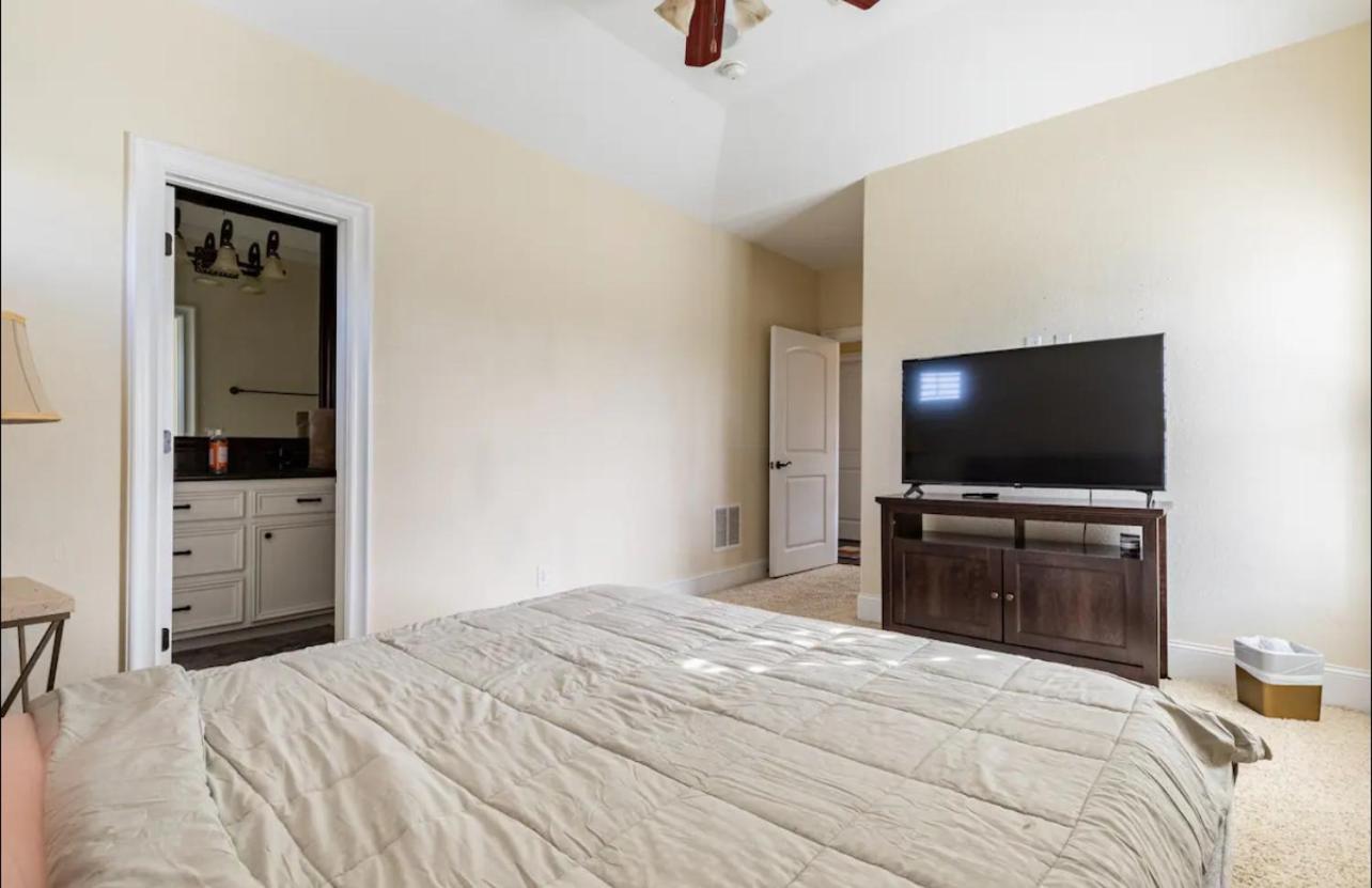 Holiday home Adelina Mini-castle At Galleria With Heated Pool & Houston