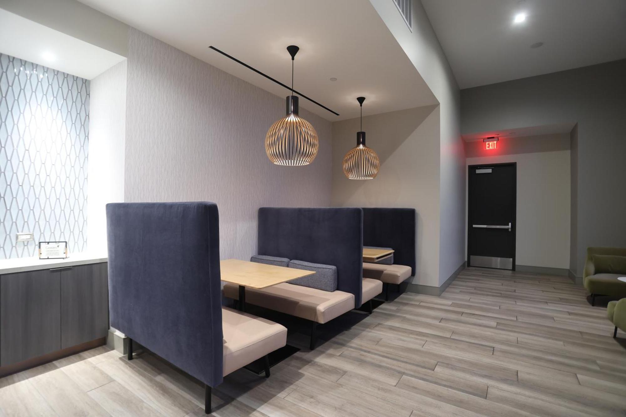 Aparthotel Houston's Downtown Oasis