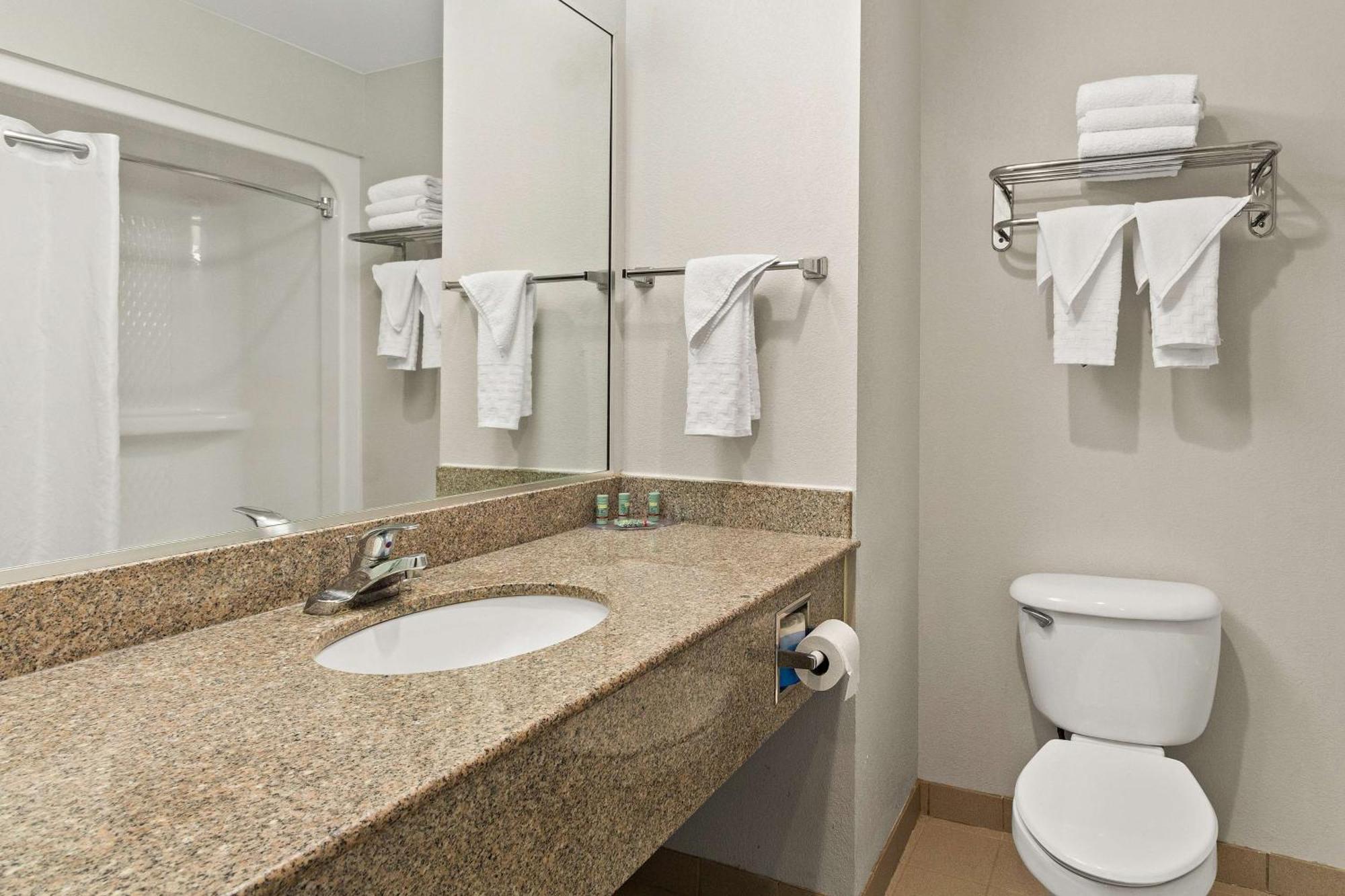 Best Western Galleria & 3*