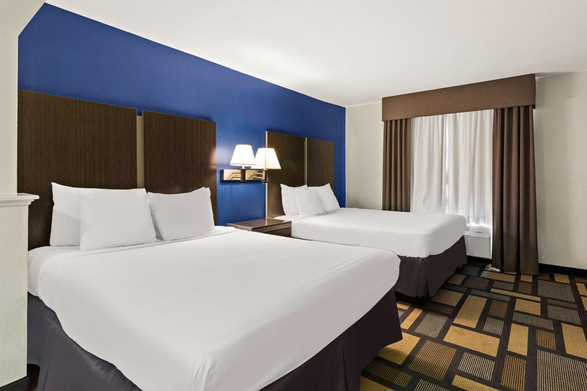 Best Western Galleria &