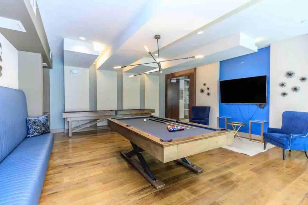 Apartment Htown Downtown Oasis *