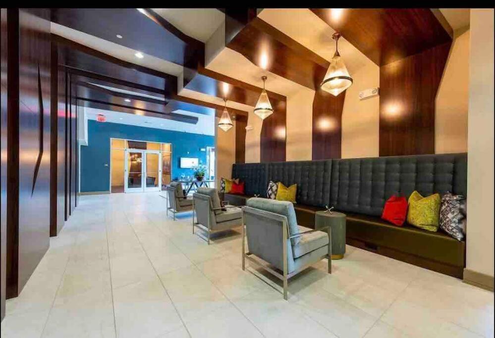 Htown Downtown Oasis * Houston