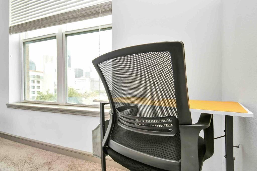 Htown Downtown Oasis Apartment Houston