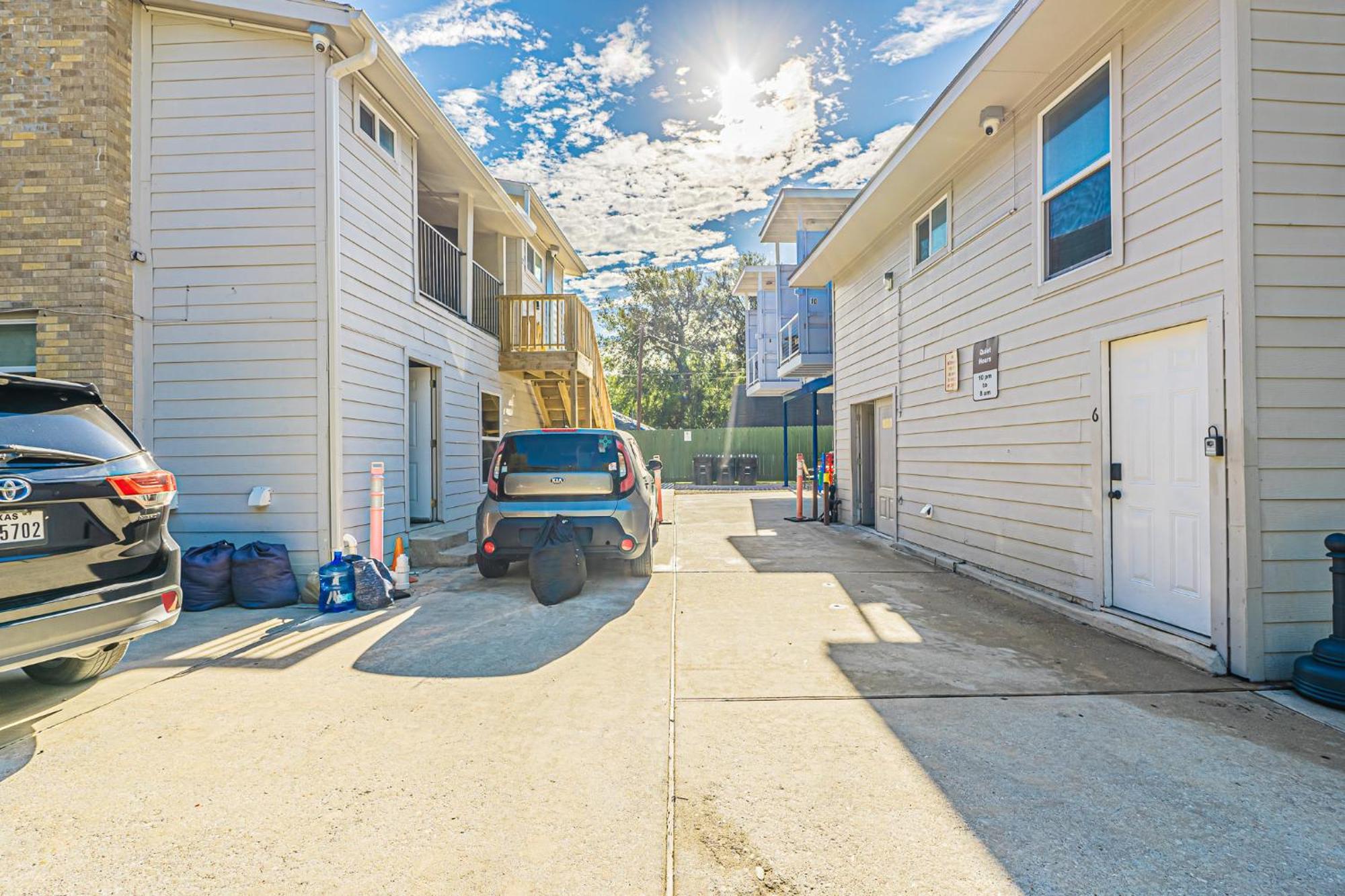 East Downtown Blue Dream Apartment *