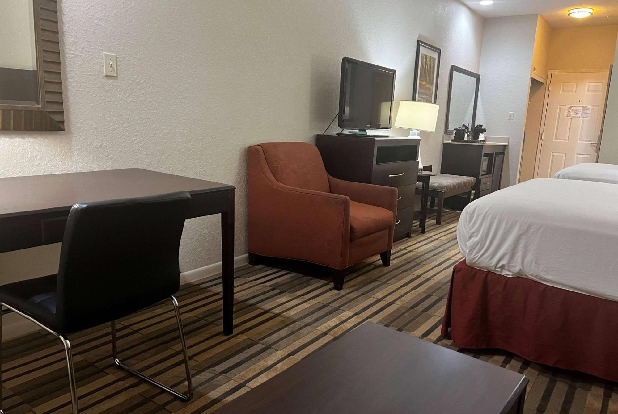 Hotel Baymont By Wyndham Houston/westchase 3*