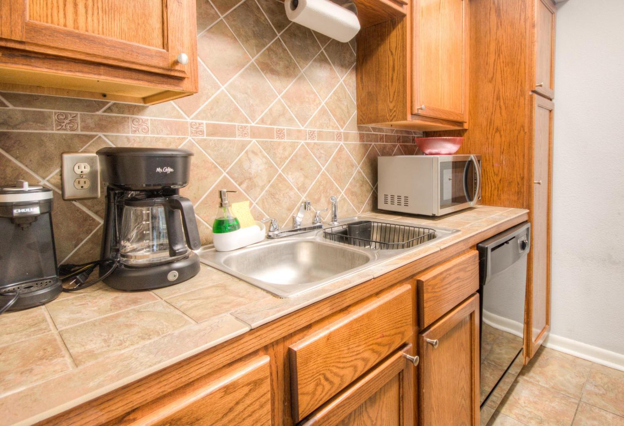 Apartment Spacious 3br, 2ba Near Medcenter & Nrg Houston