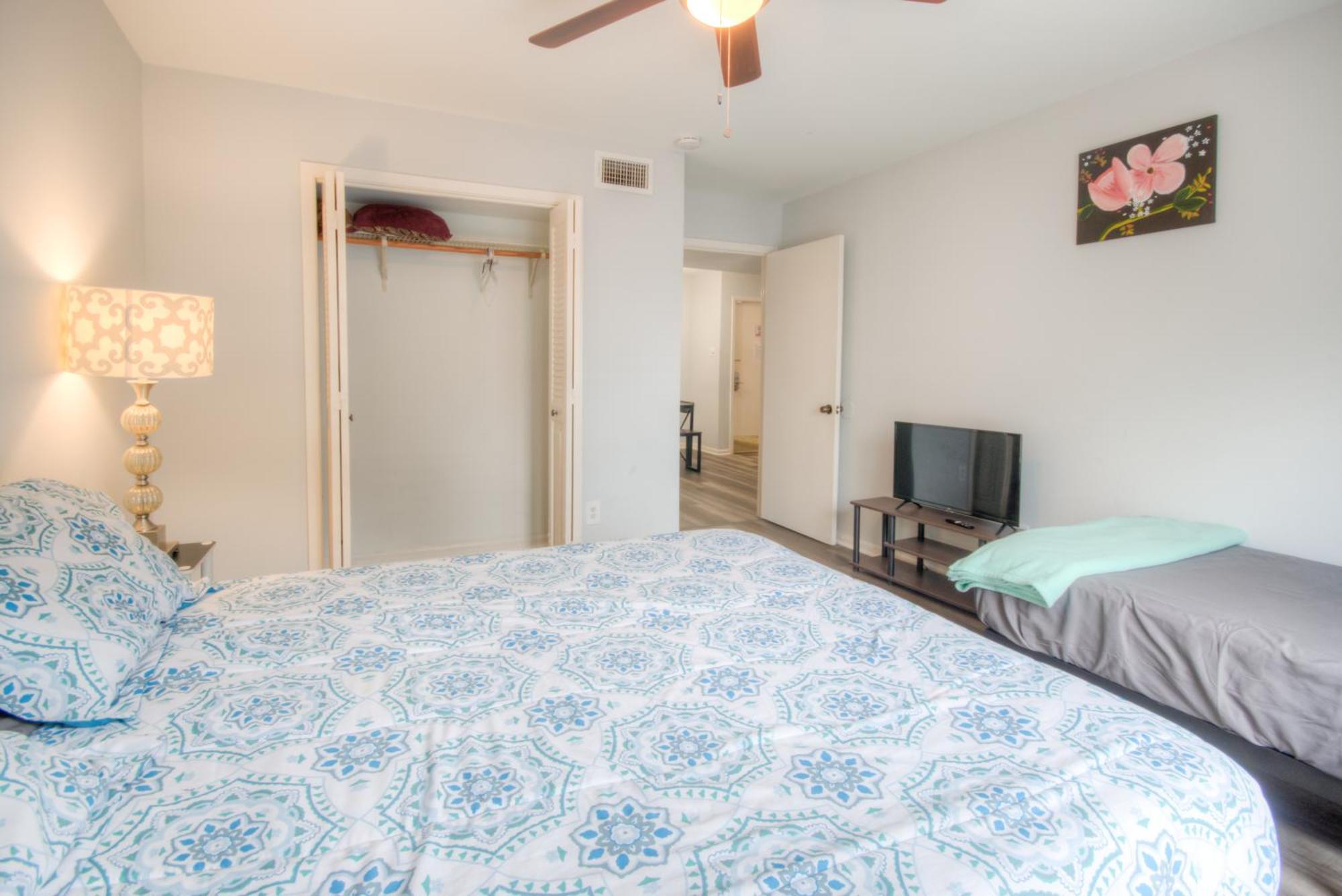 Spacious 3br, 2ba Near Medcenter & Nrg Apartment