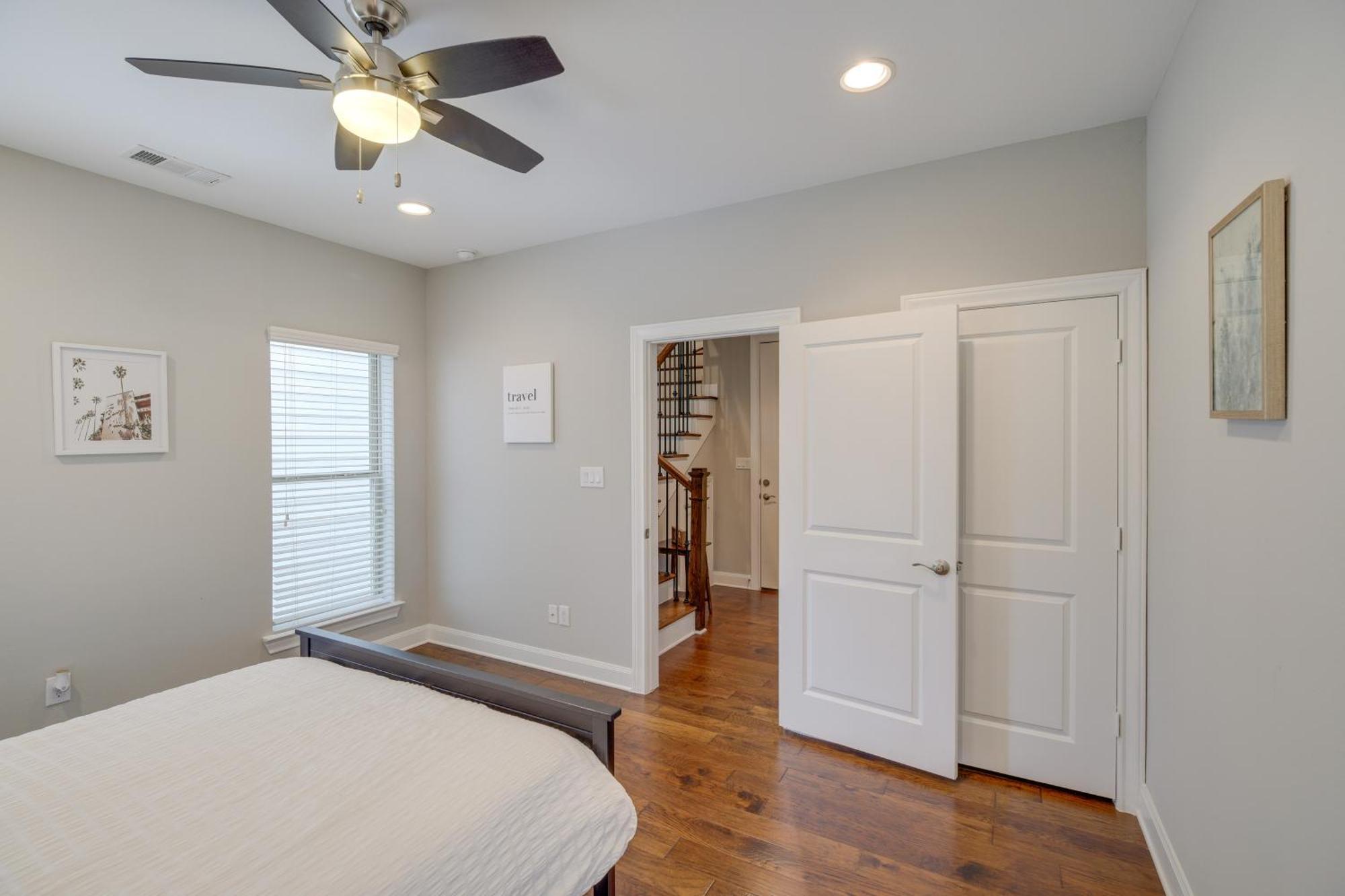 Holiday home Spacious Townhome About 5 Mi To Downtown! *