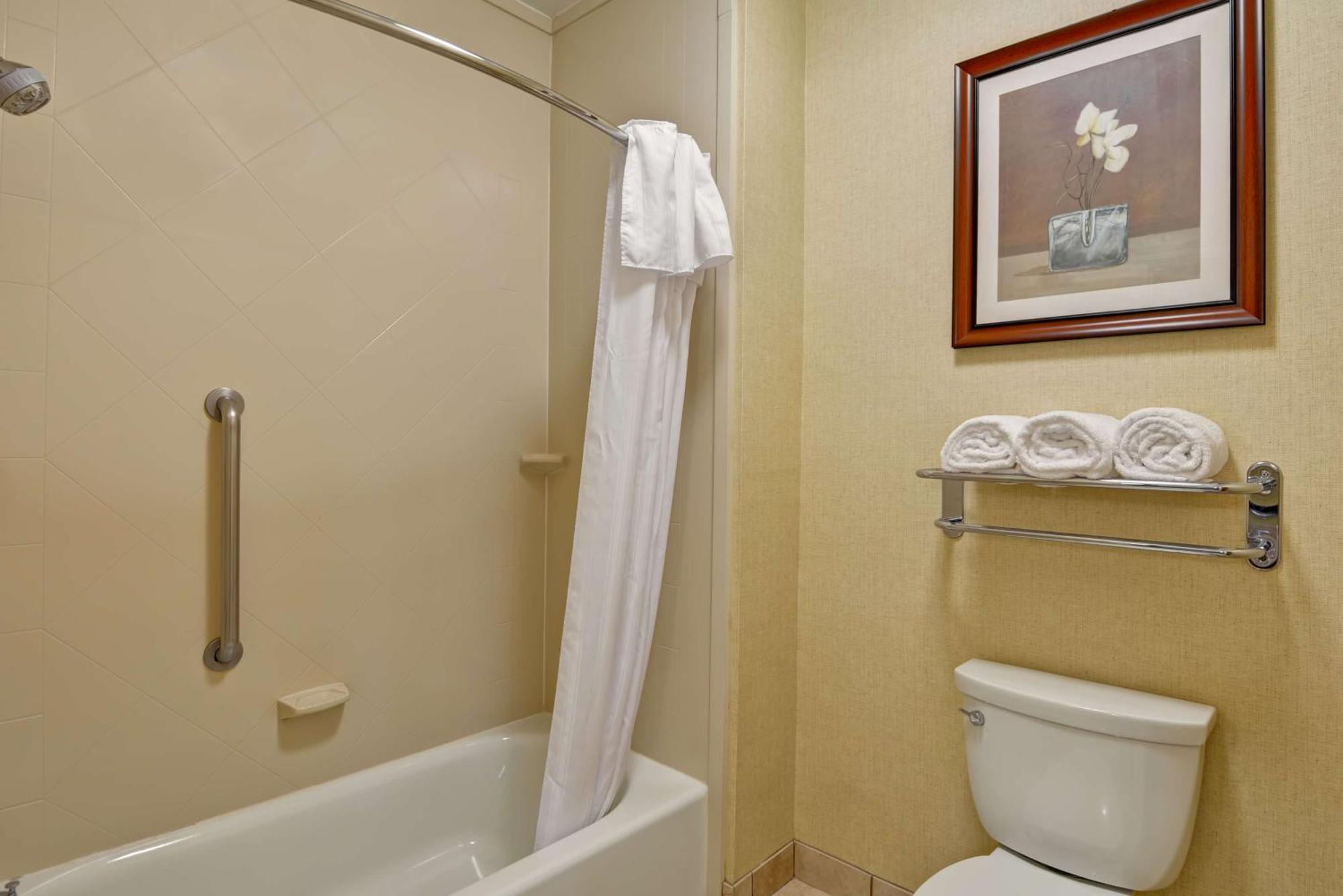 Homewood By Hilton West-energy Corridor 3*