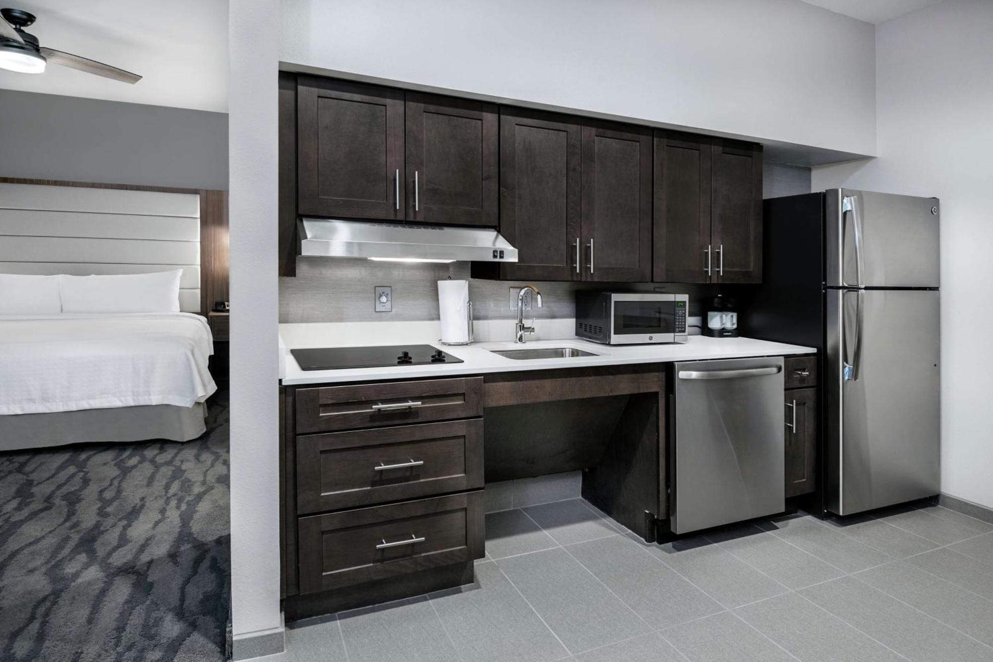 Hotel Homewood By Hilton Memorial Houston