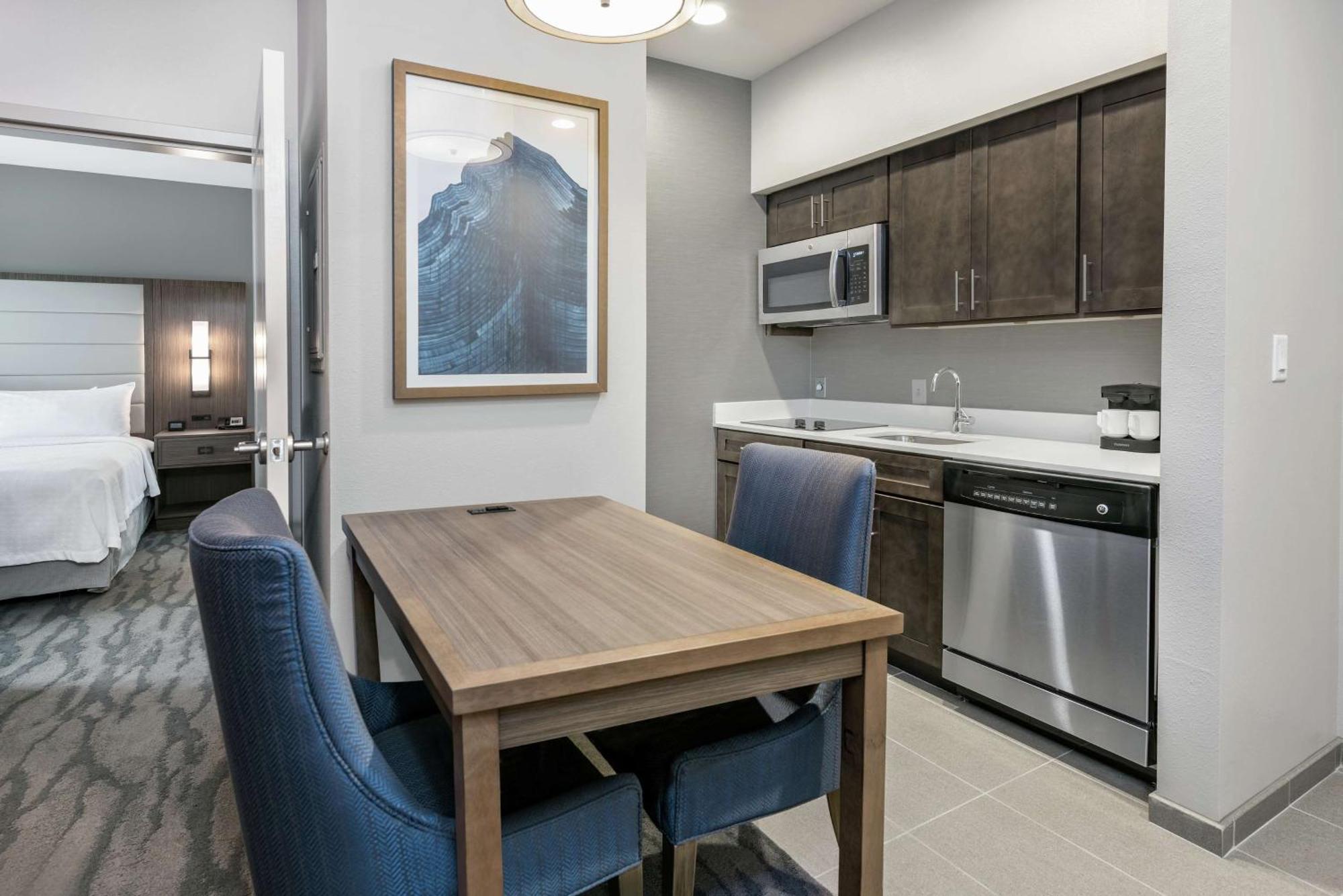 Homewood By Hilton Memorial Hotel 3*