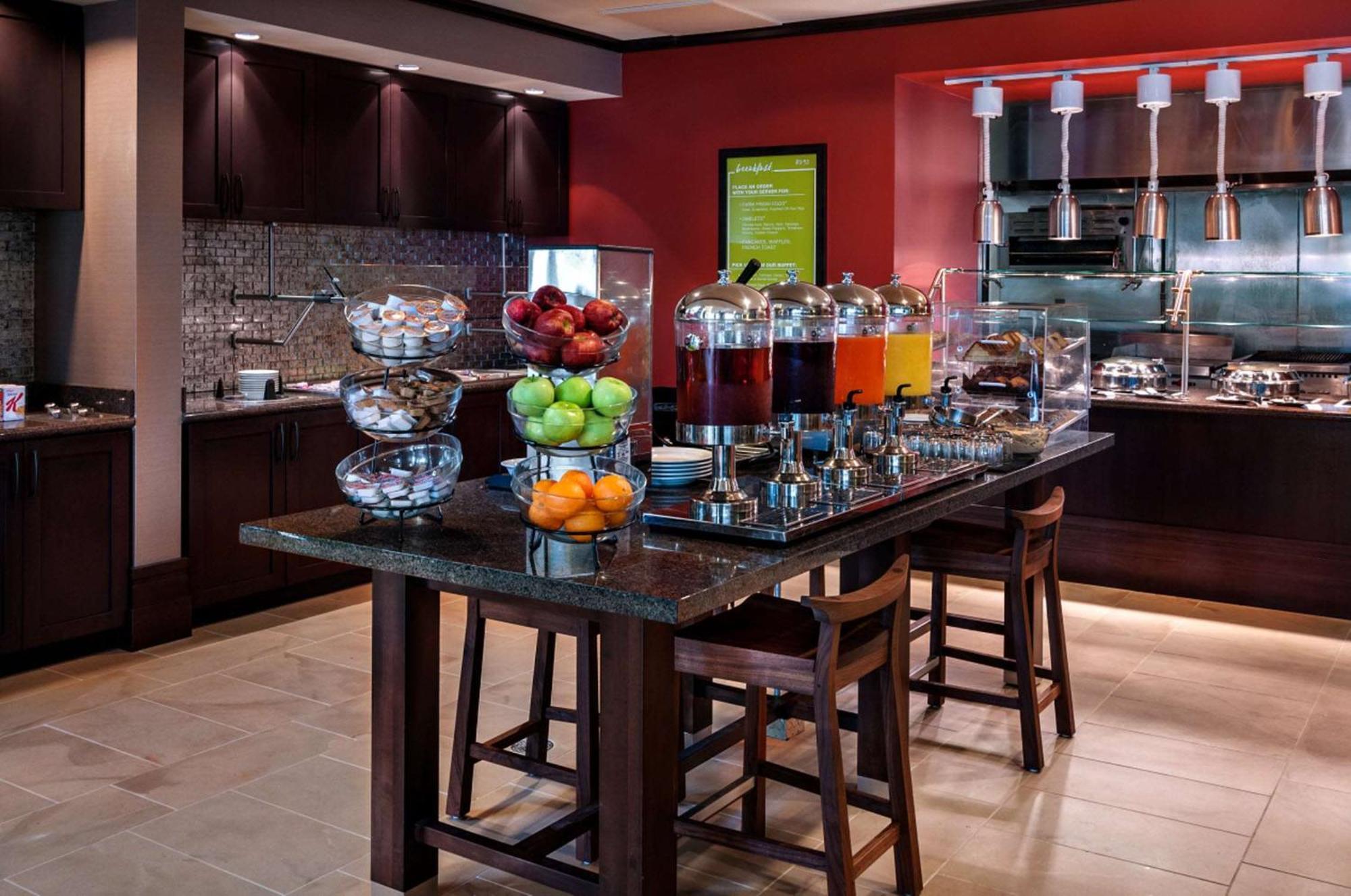 Hilton Garden Houston Nw America Plaza